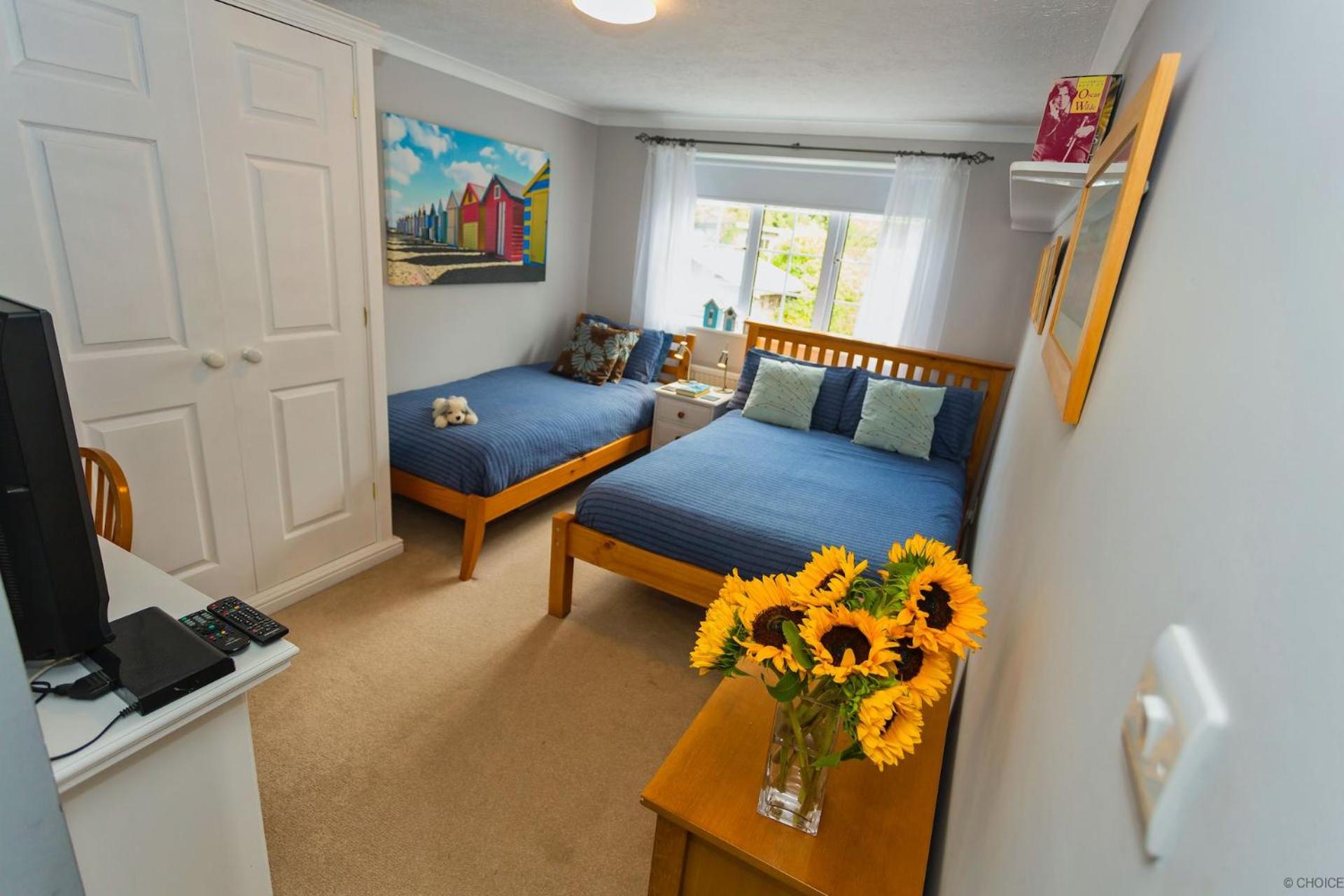 CROYDE OCEAN VILLA 4 Bedrooms