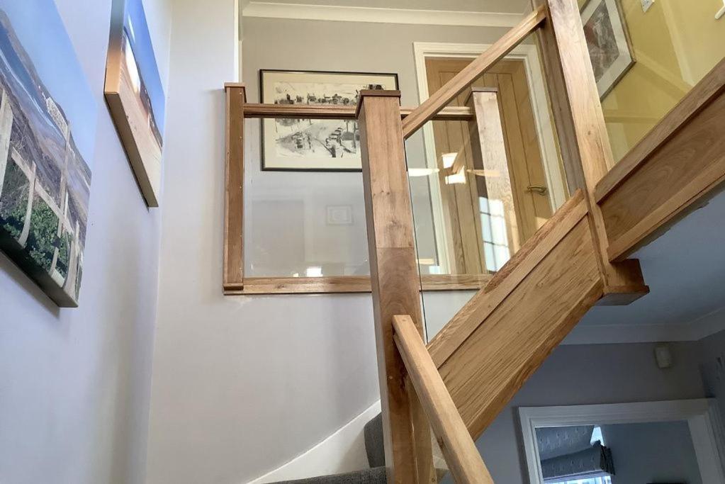 CROYDE OCEAN VILLA 4 Bedrooms