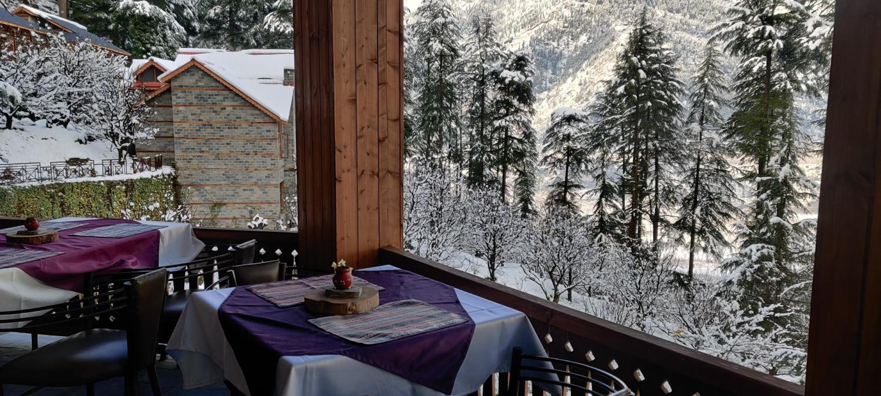 restaurant