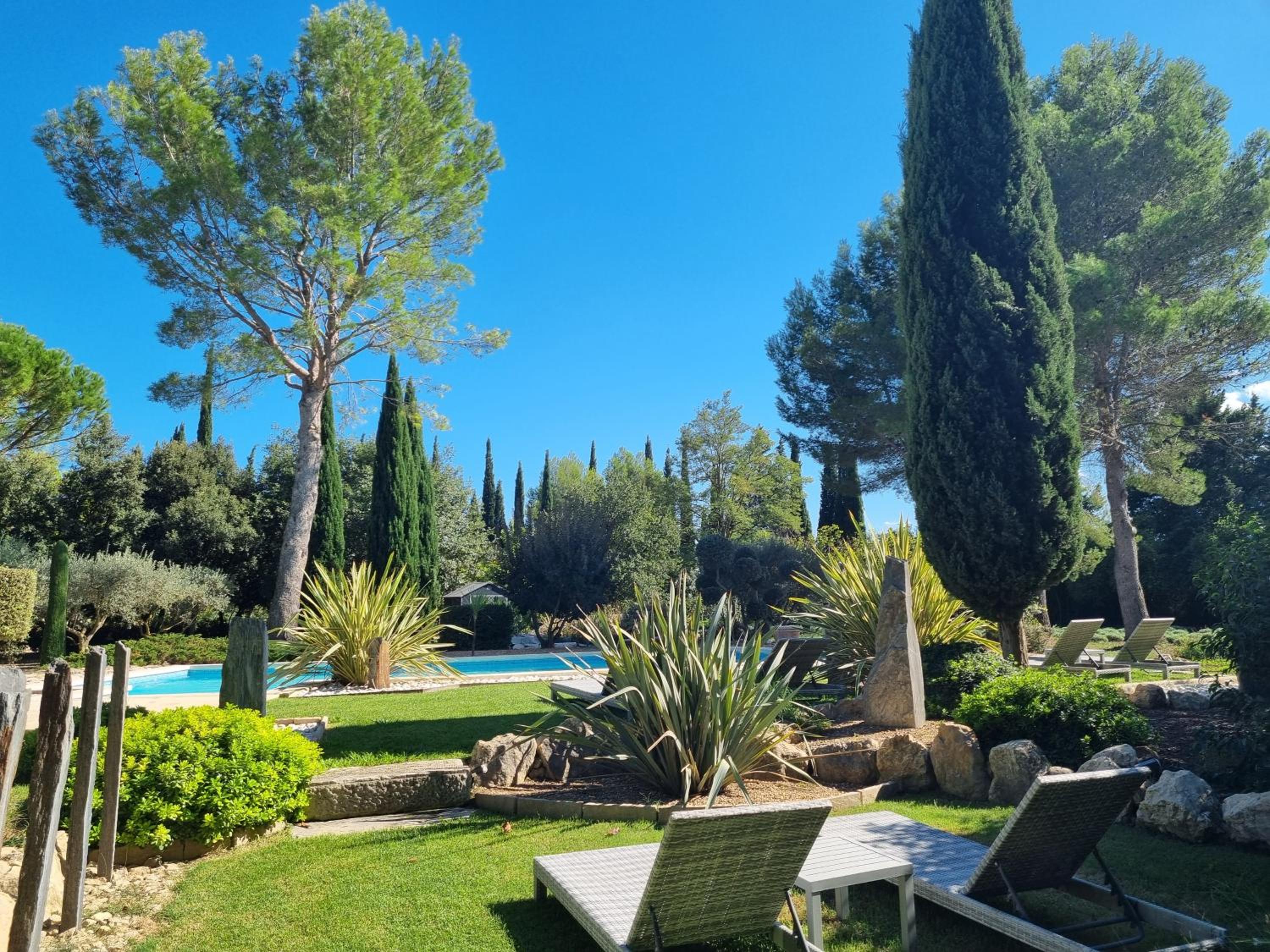 Le Clos des Cyprès Maison d'hôtes de charme & Diner Gourmet