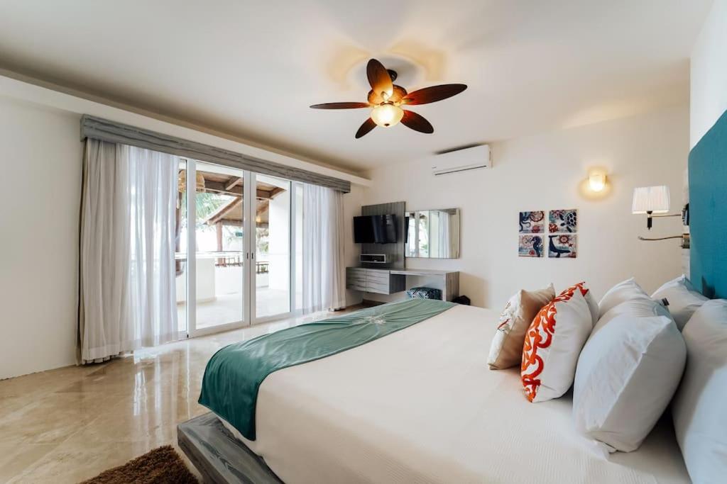 Villa Corona 6 BR Luxury Mansion view 4