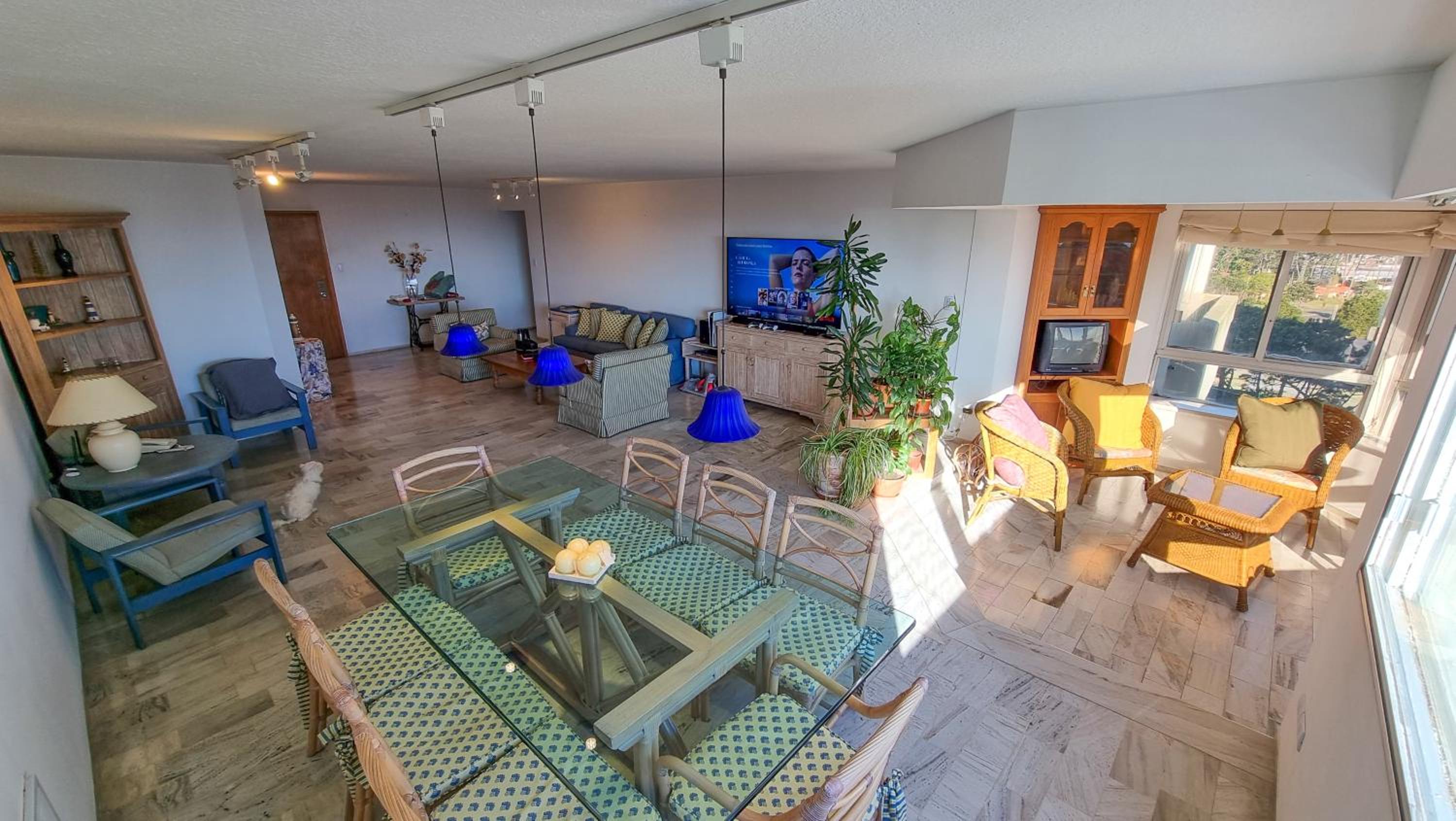 Espectacular apartamento con servicios y amenities view 2