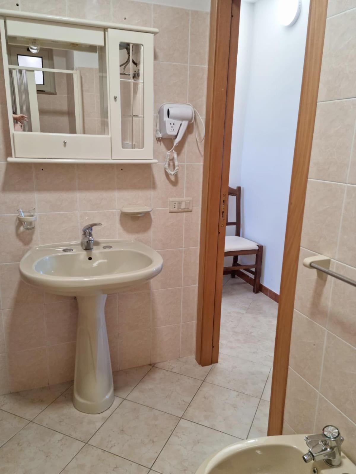 Photo 36