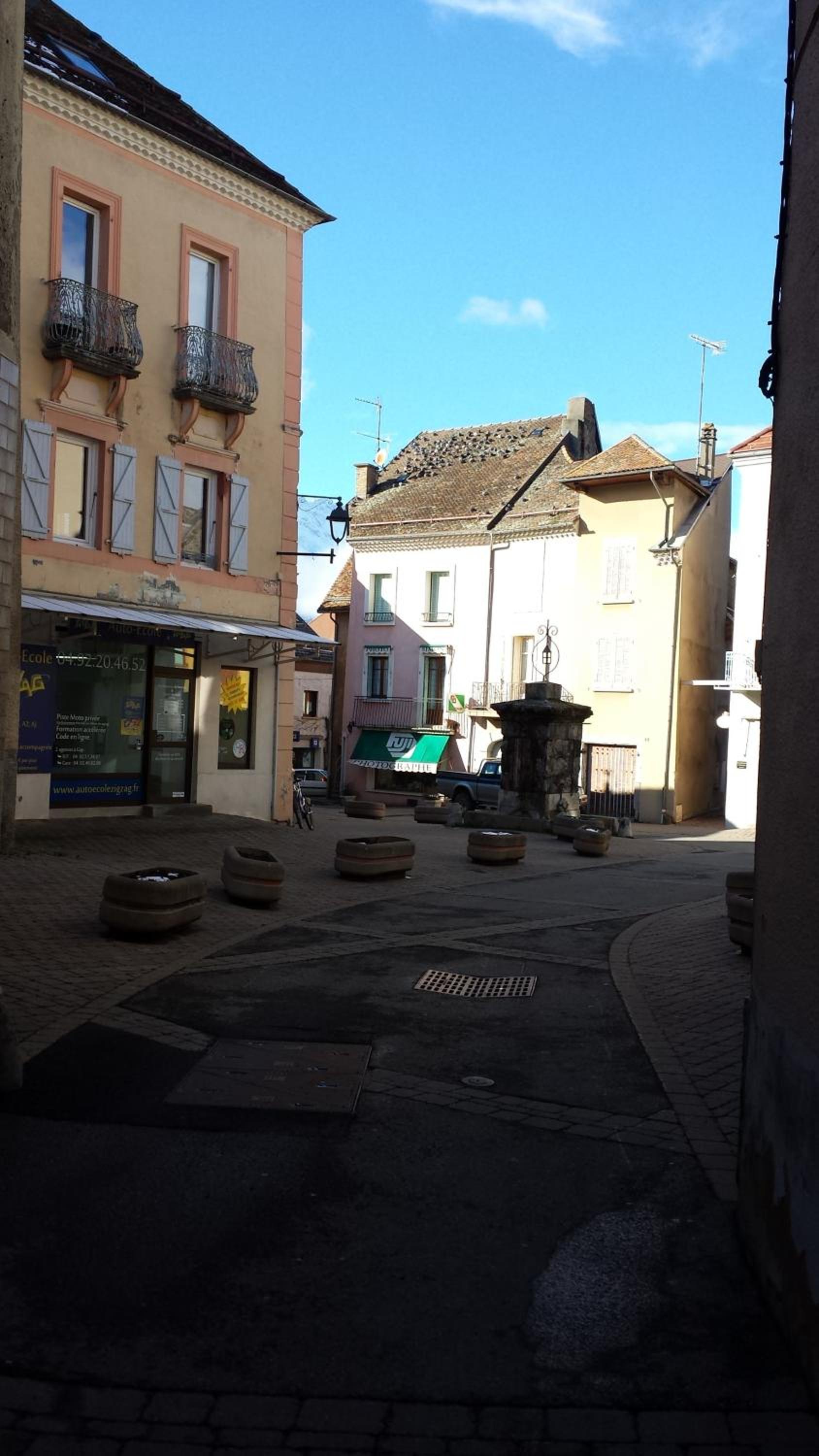 Photo 6