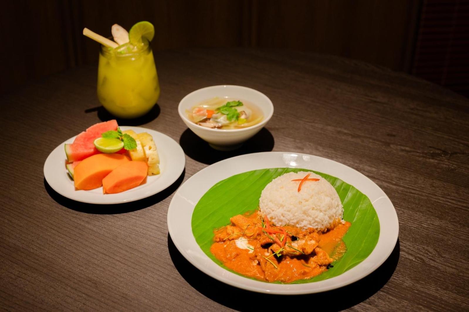 Oakwood Studios Sukhumvit Bangkok 9