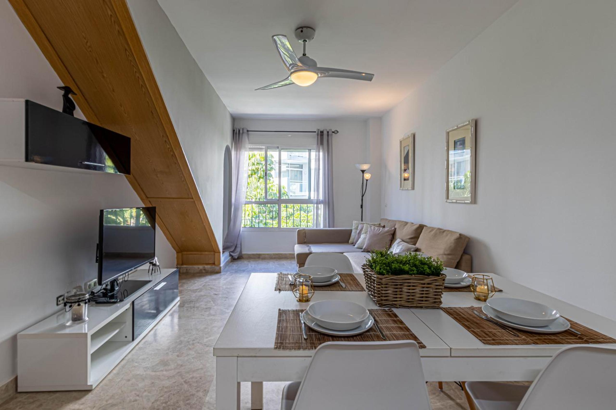 797 Holiday Rentals- Duplex para 7 en la carihuela a 1 min de la playa photo 1