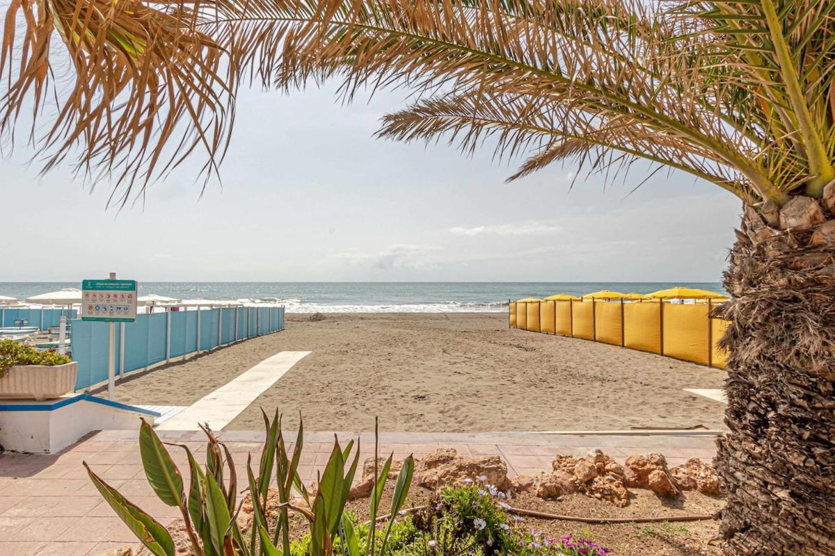 797 Holiday Rentals- Duplex para 7 en la carihuela a 1 min de la playa photo 3
