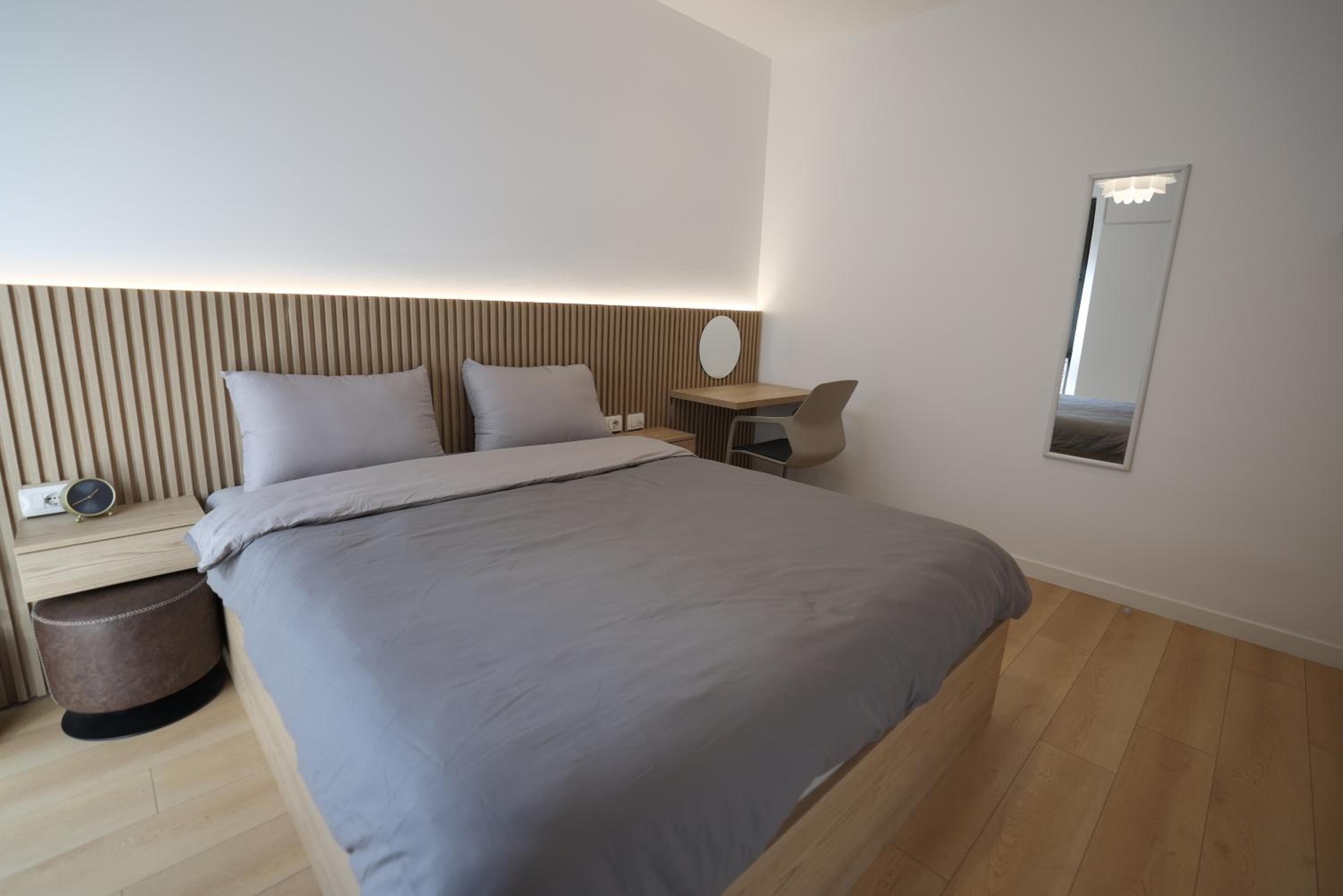 Apollo Apartment by Holistay