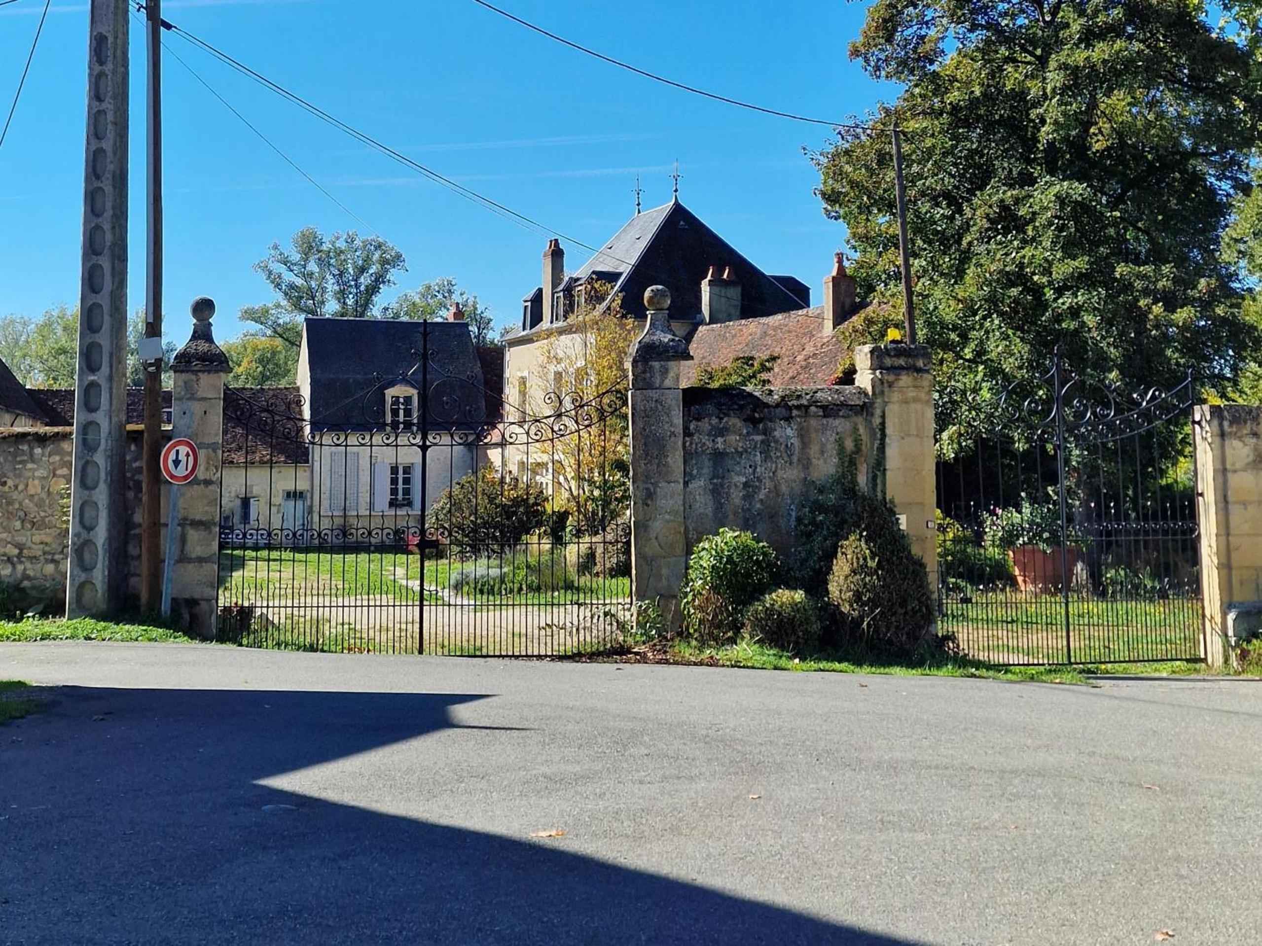 Chambre d'hôtes "Au bord de Loire" view 3