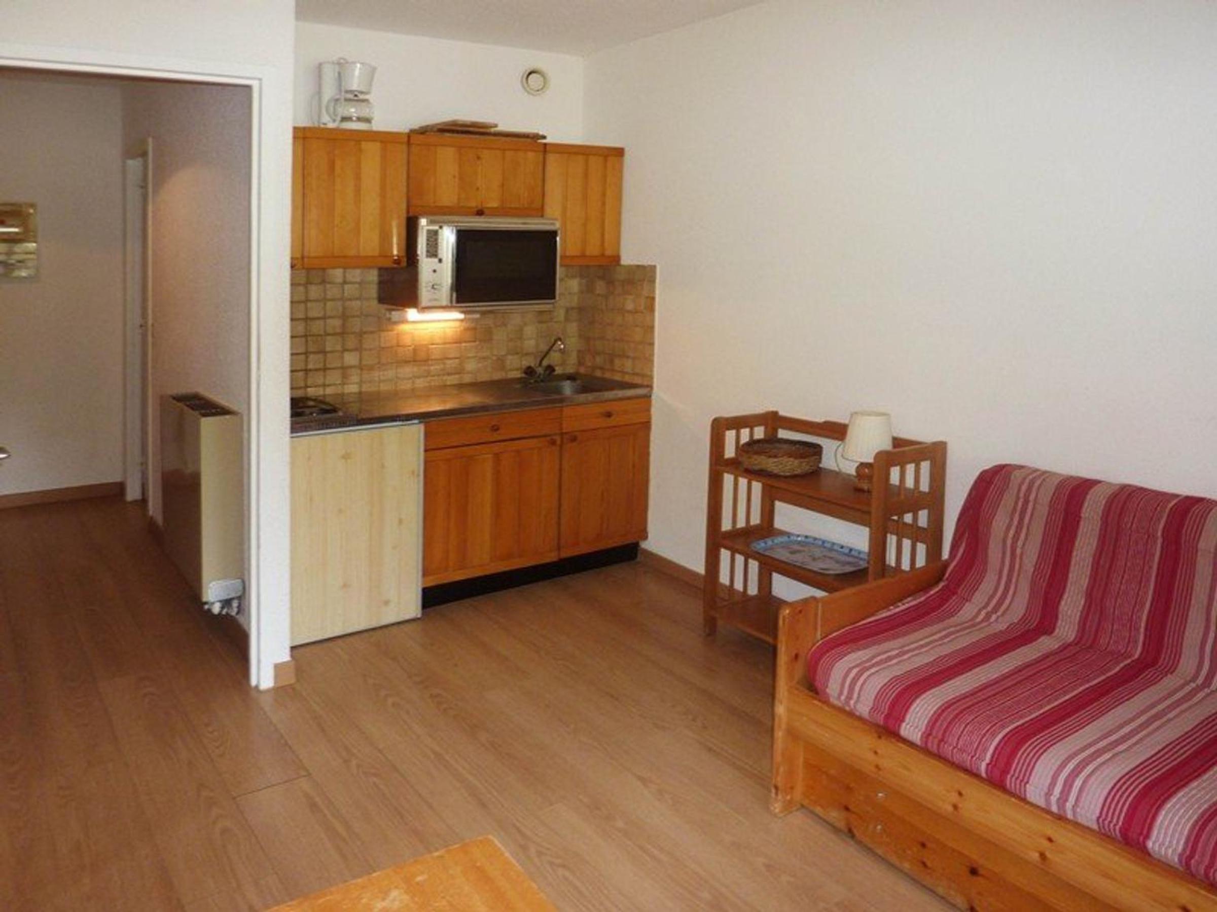 Studio Les Orres, 1 pièce, 4 personnes - FR-1-322-132 view 2