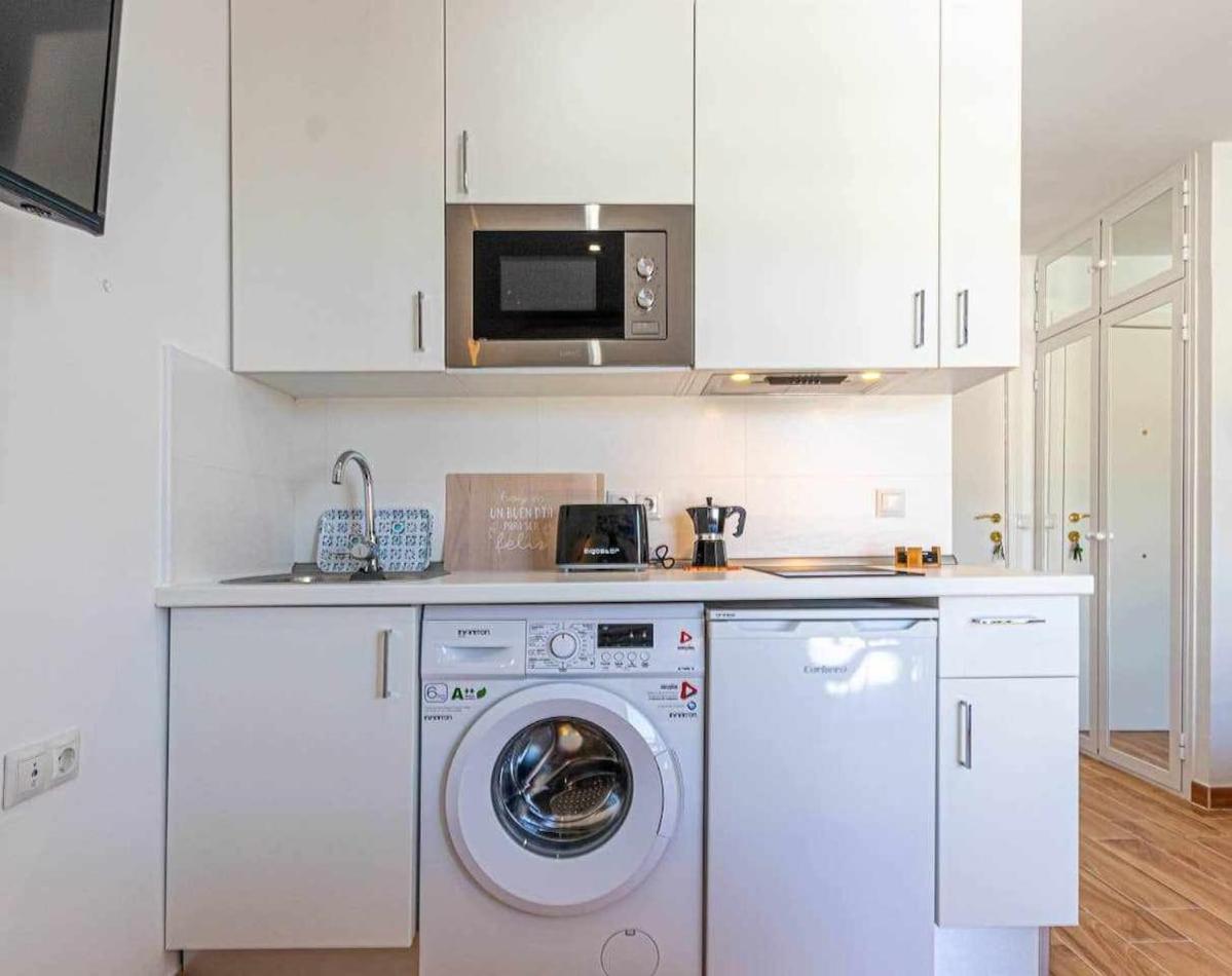 797 Holiday Rentals- Coqueto estudio a 3 min de la playa photo 3