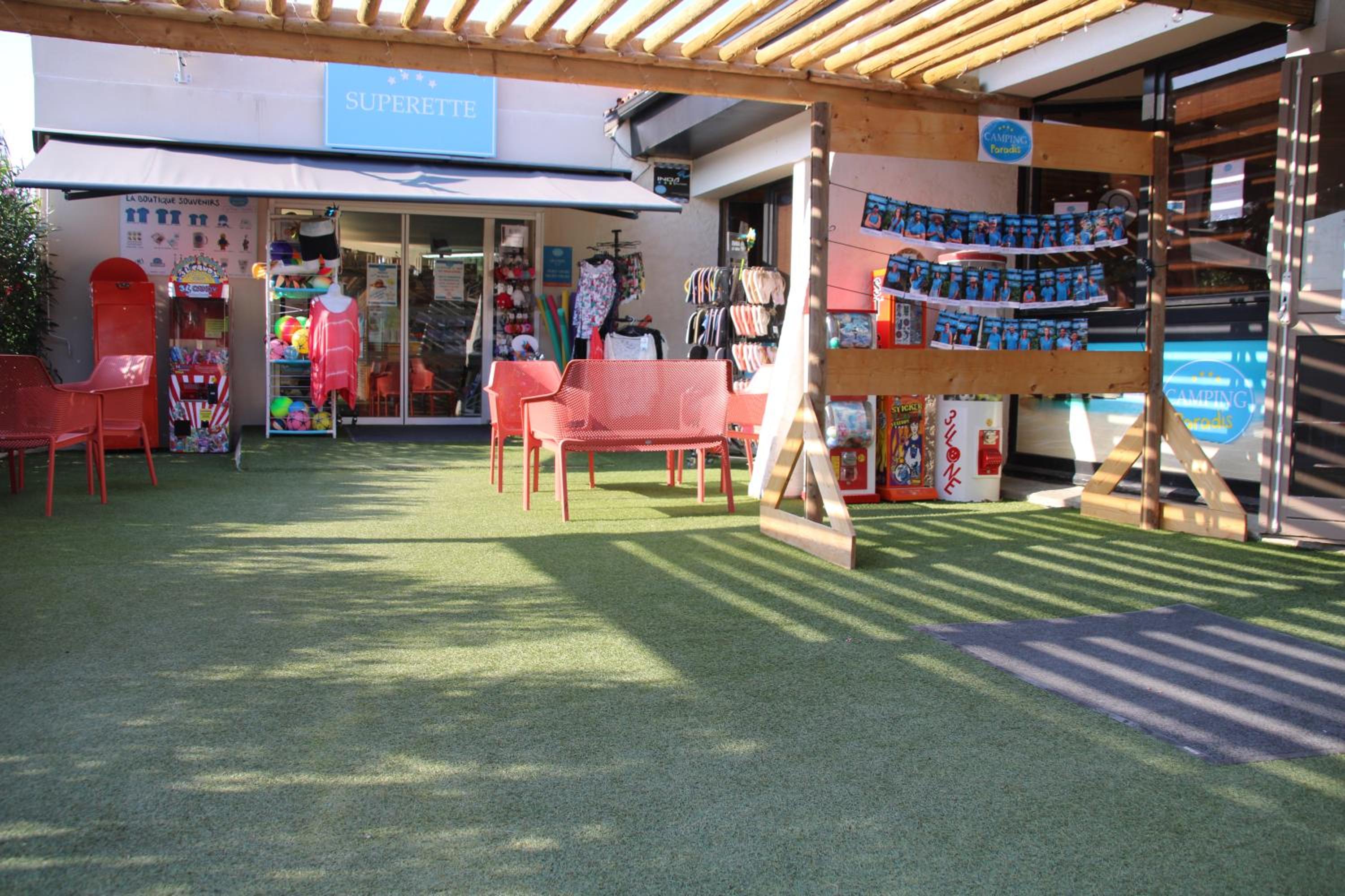 Camping Paradis Le Pearl