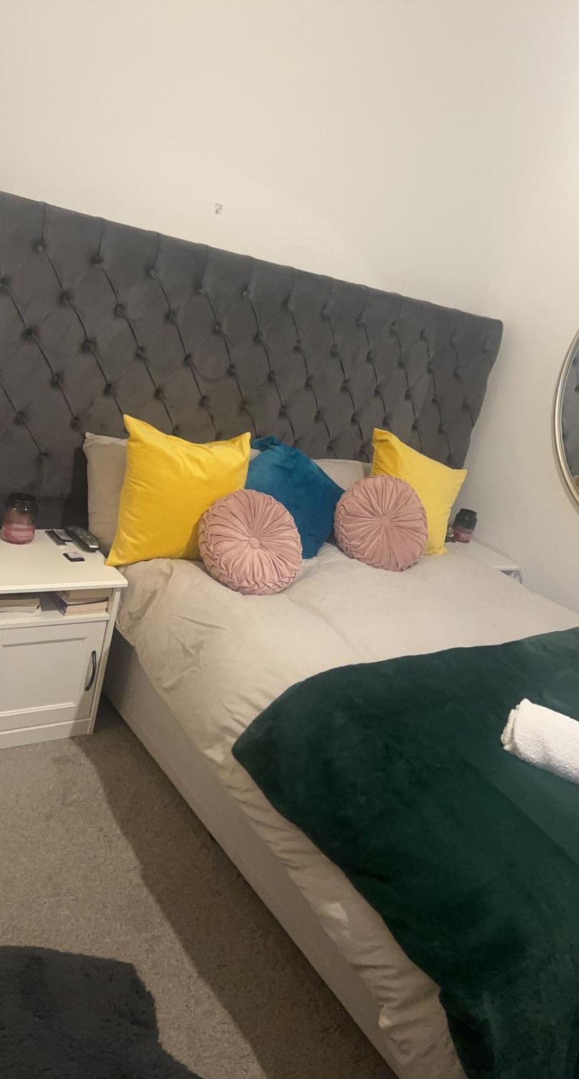 Spacious Double Room in prime location London