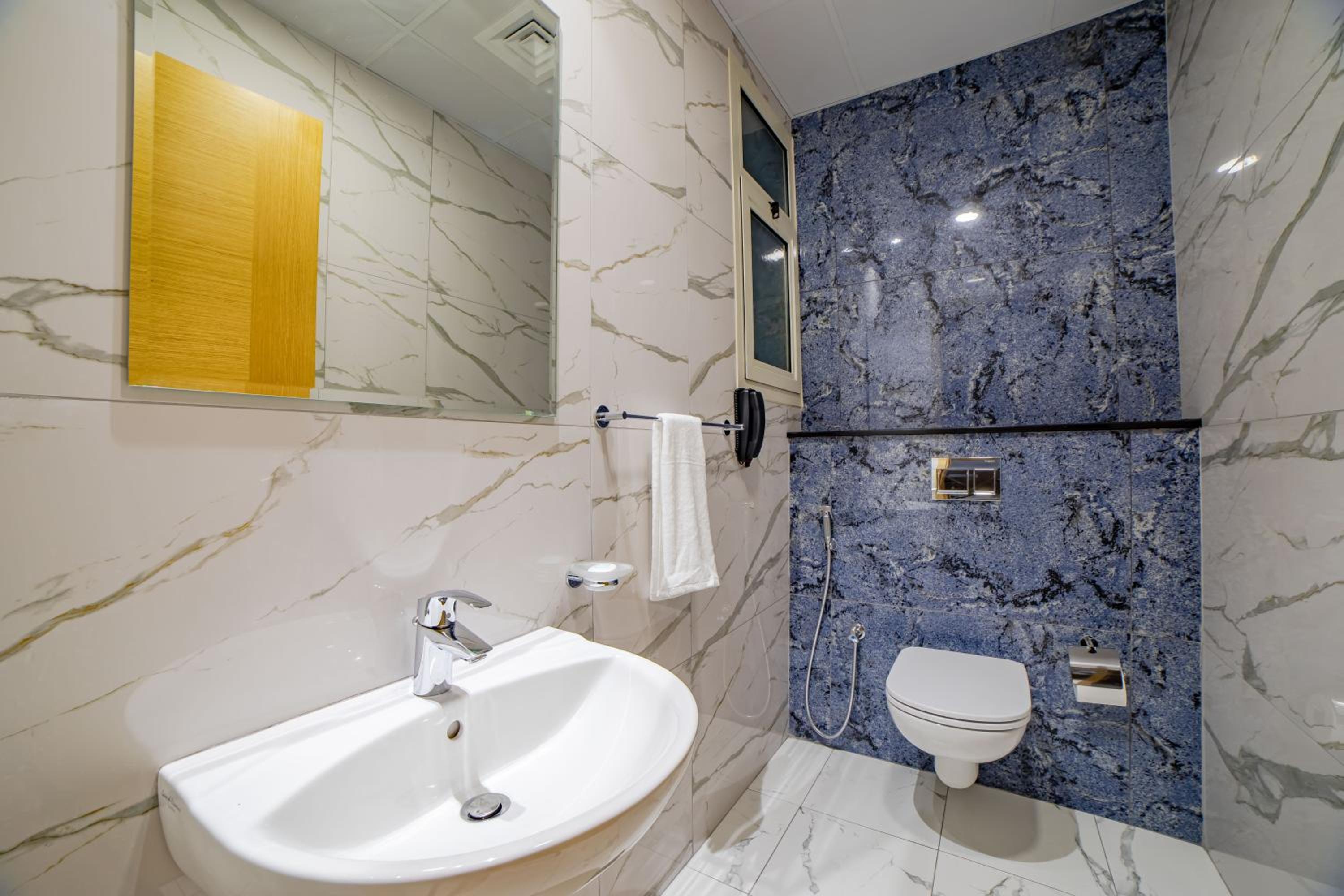 Platinum Coast Hotel Apartments — photo 34