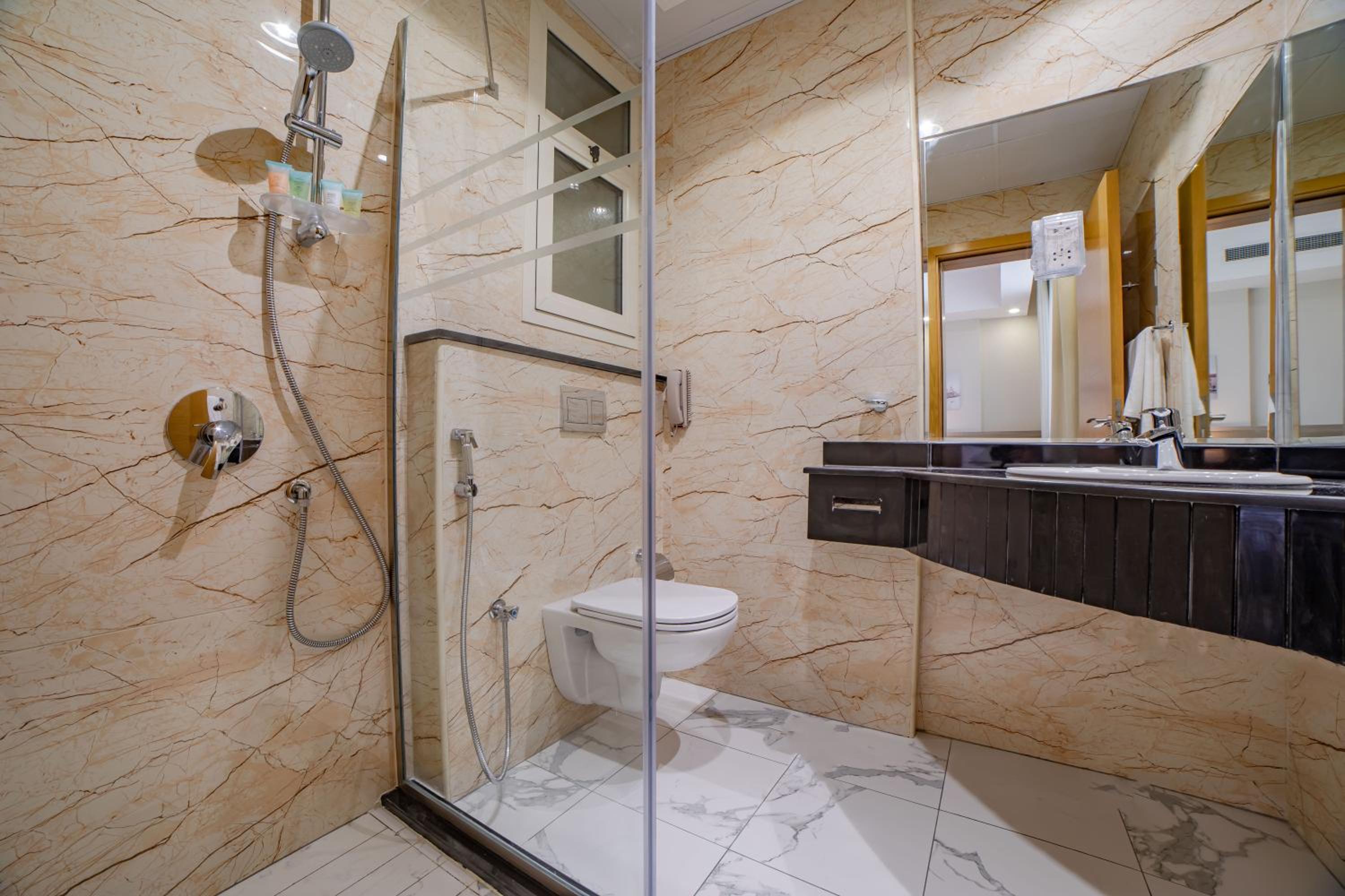 Platinum Coast Hotel Apartments
