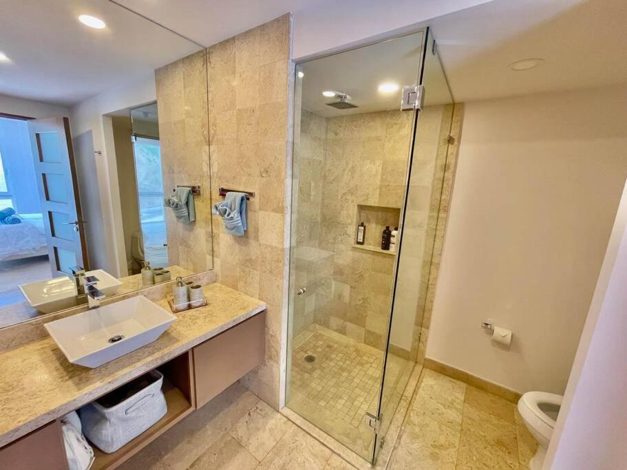 Spacious Pool Side Condo - SJD view 3
