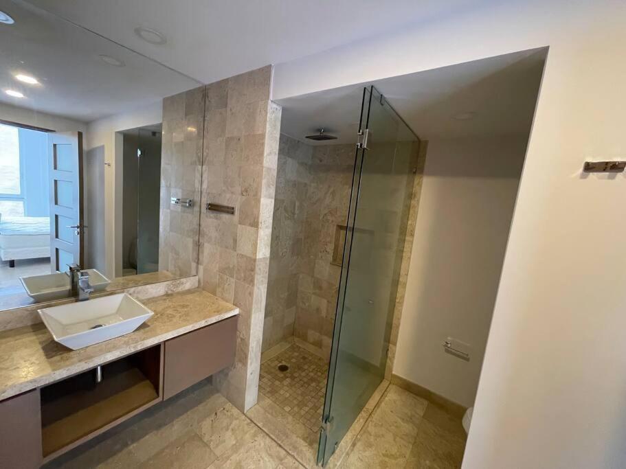 Spacious Pool Side Condo - SJD view 4