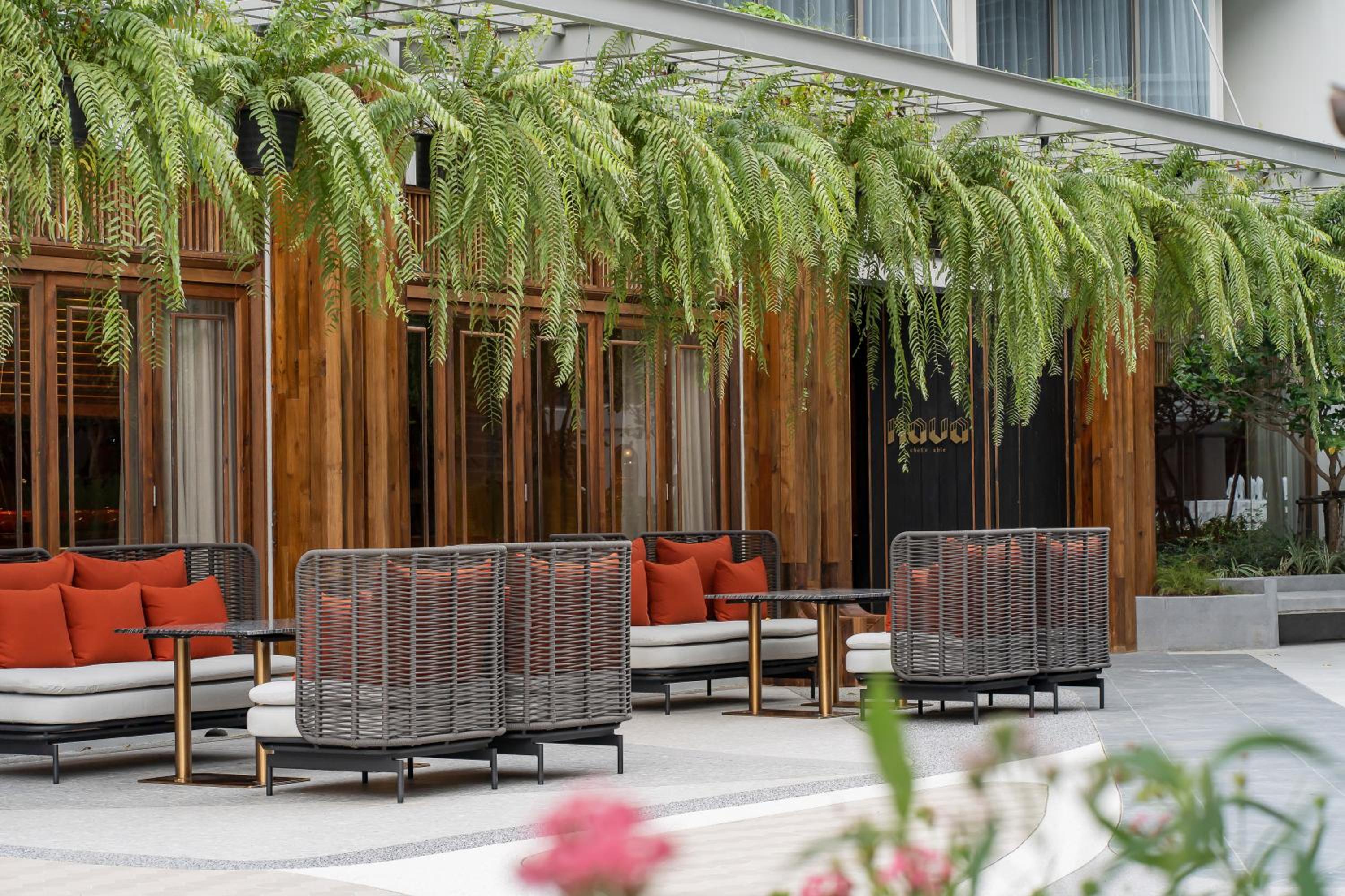 The Salil Hotel Riverside Bangkok 2