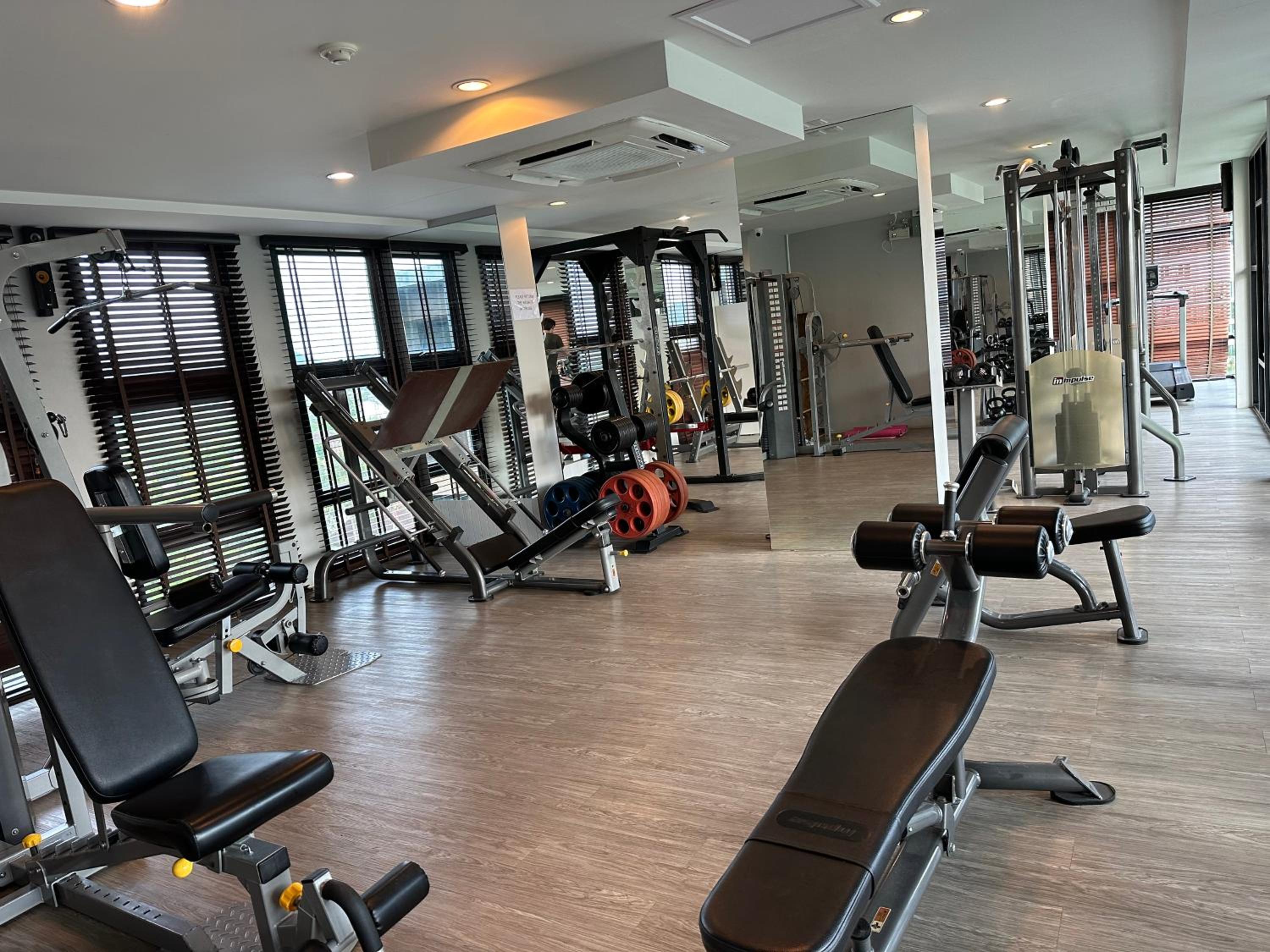 Phuket Apartment Surin Beach