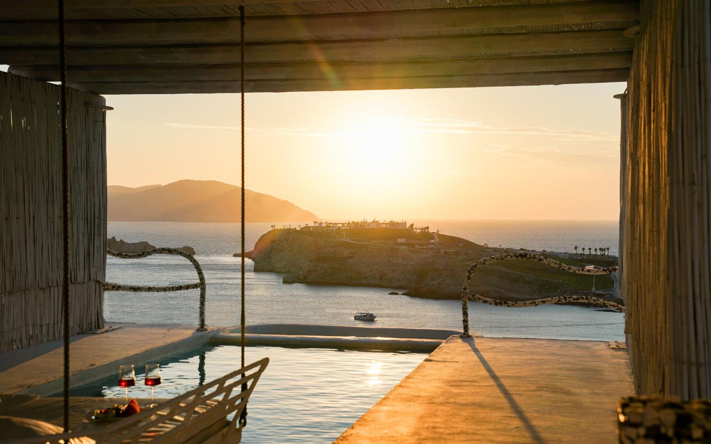 Agalia Luxury Suites 7