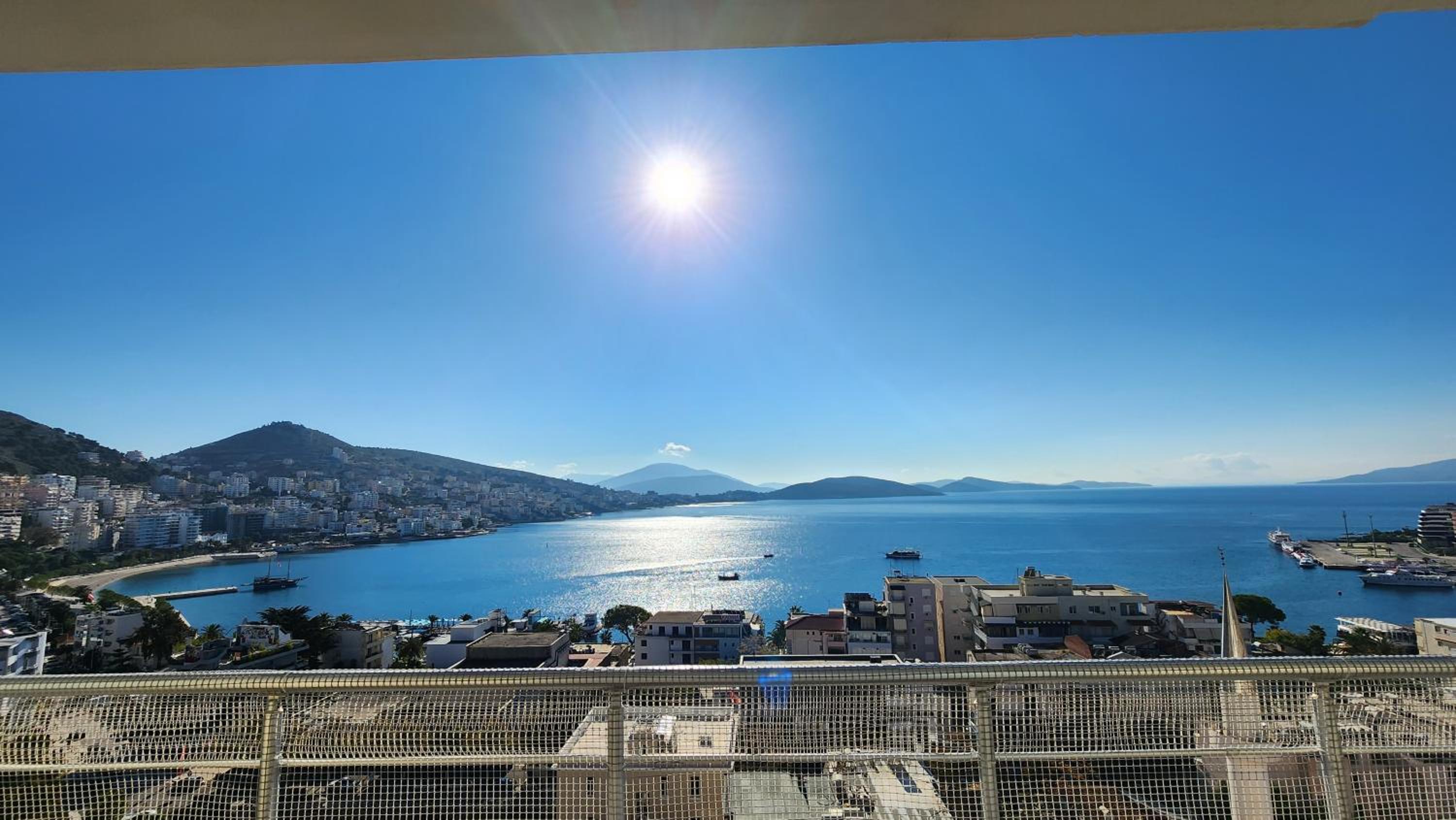 Spacious Sea View Apartment