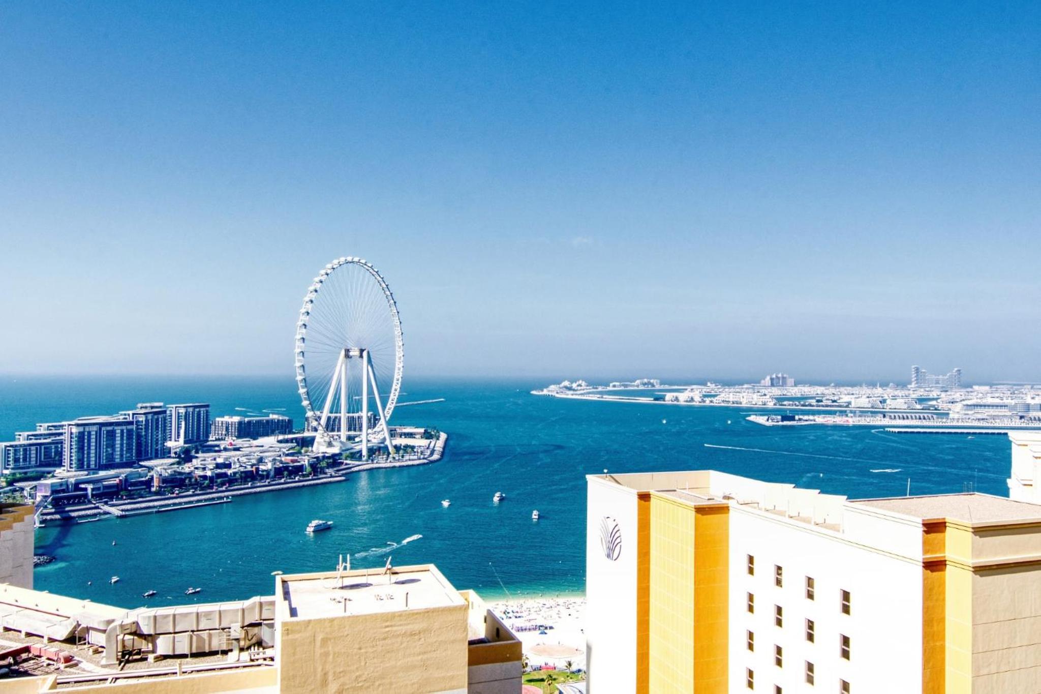 Breathtaking sea view, beachfront apartment, 2 bedrooms