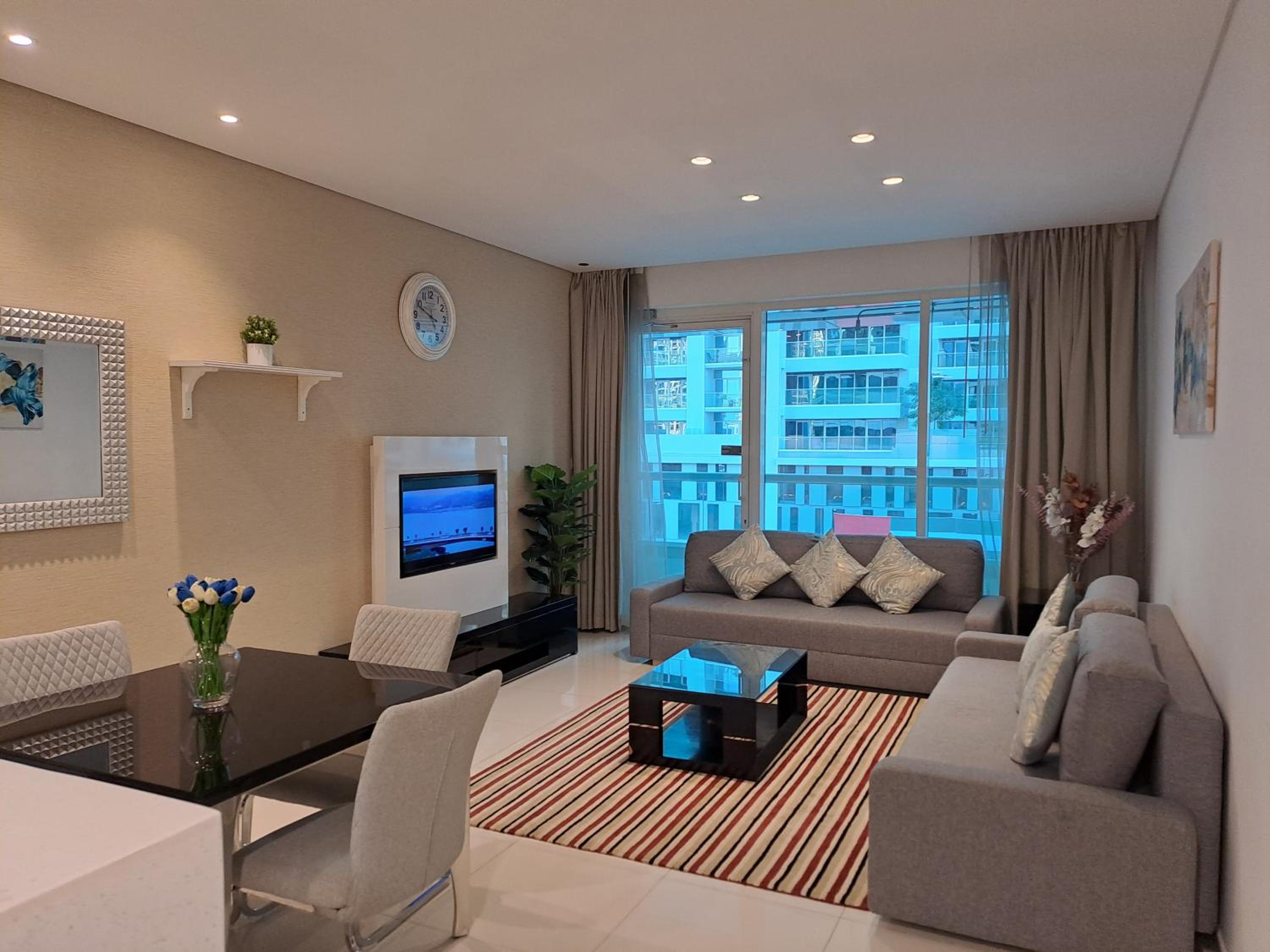 Spacious one bedroom close to Burj Khalifa, Dubai Mall in Business Bay