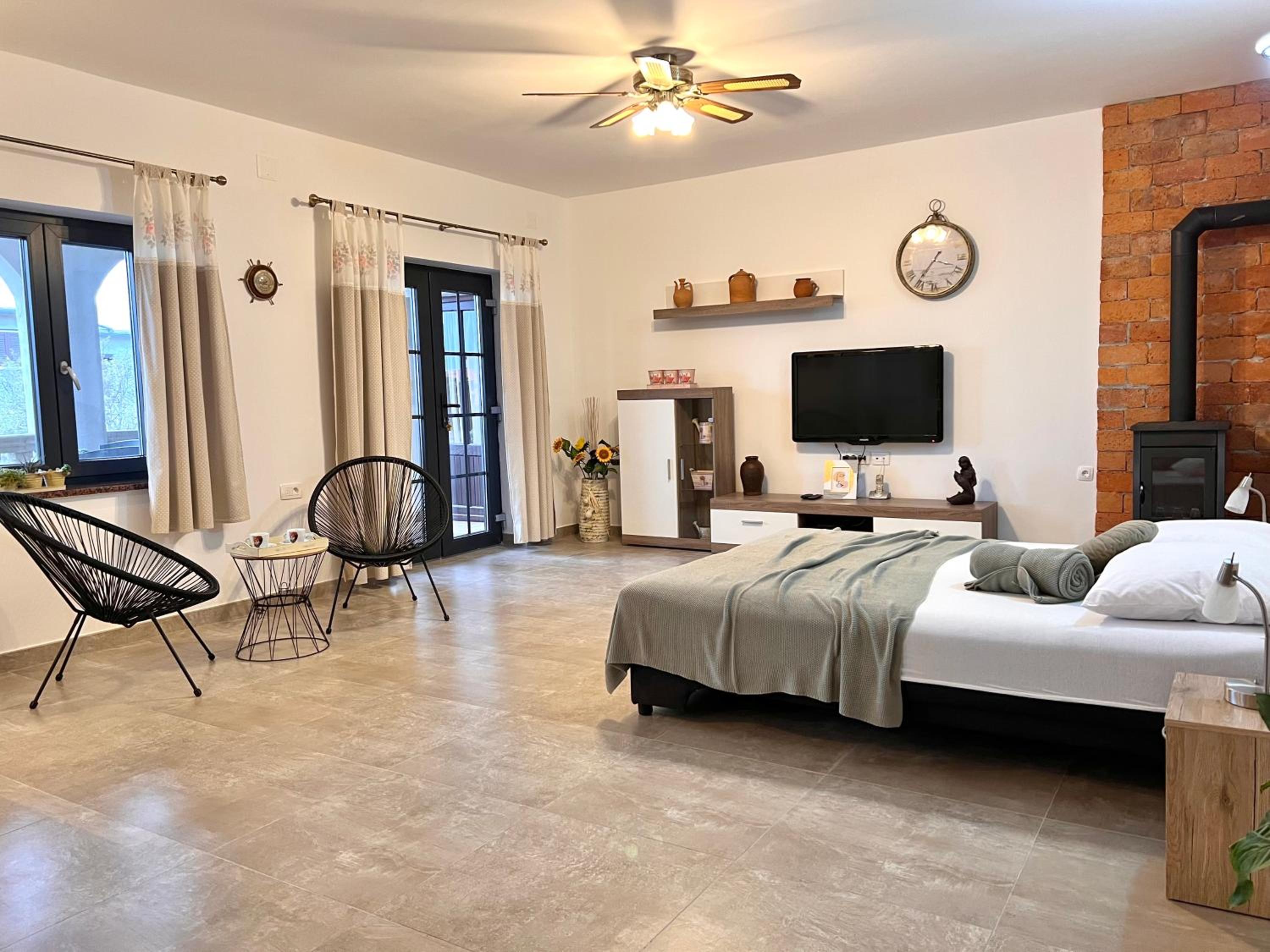 Apartments and Room Maro view 5