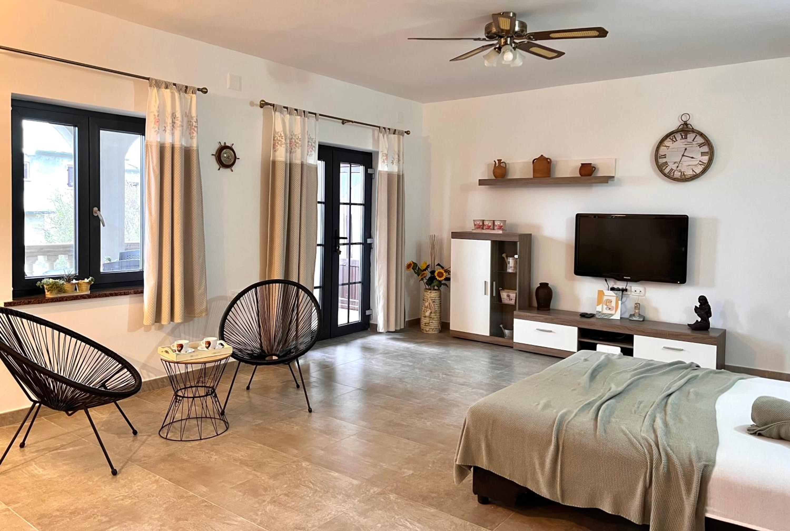 Apartments and Room Maro view 4