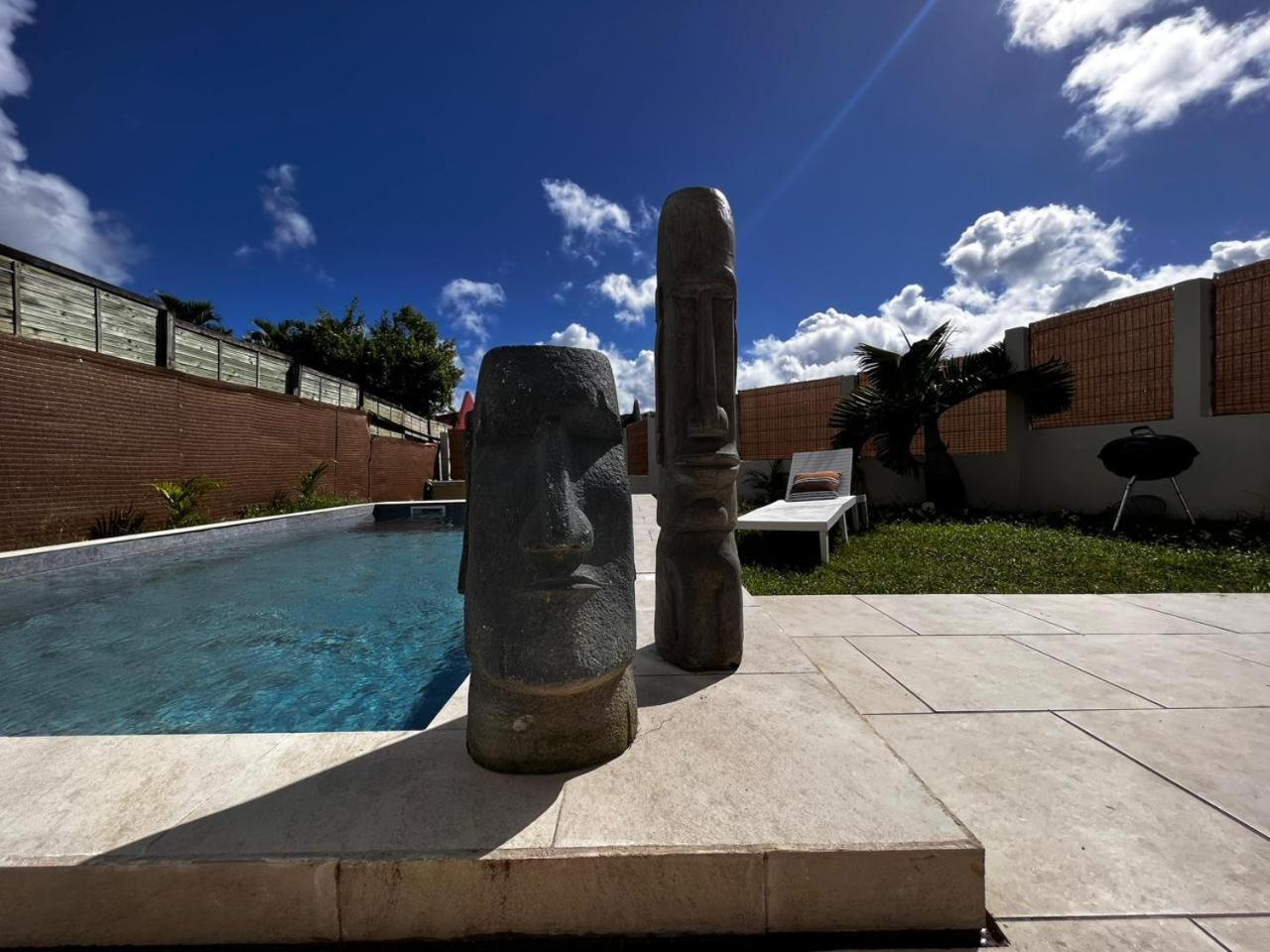 Villa Emilie bord de plage avec piscine