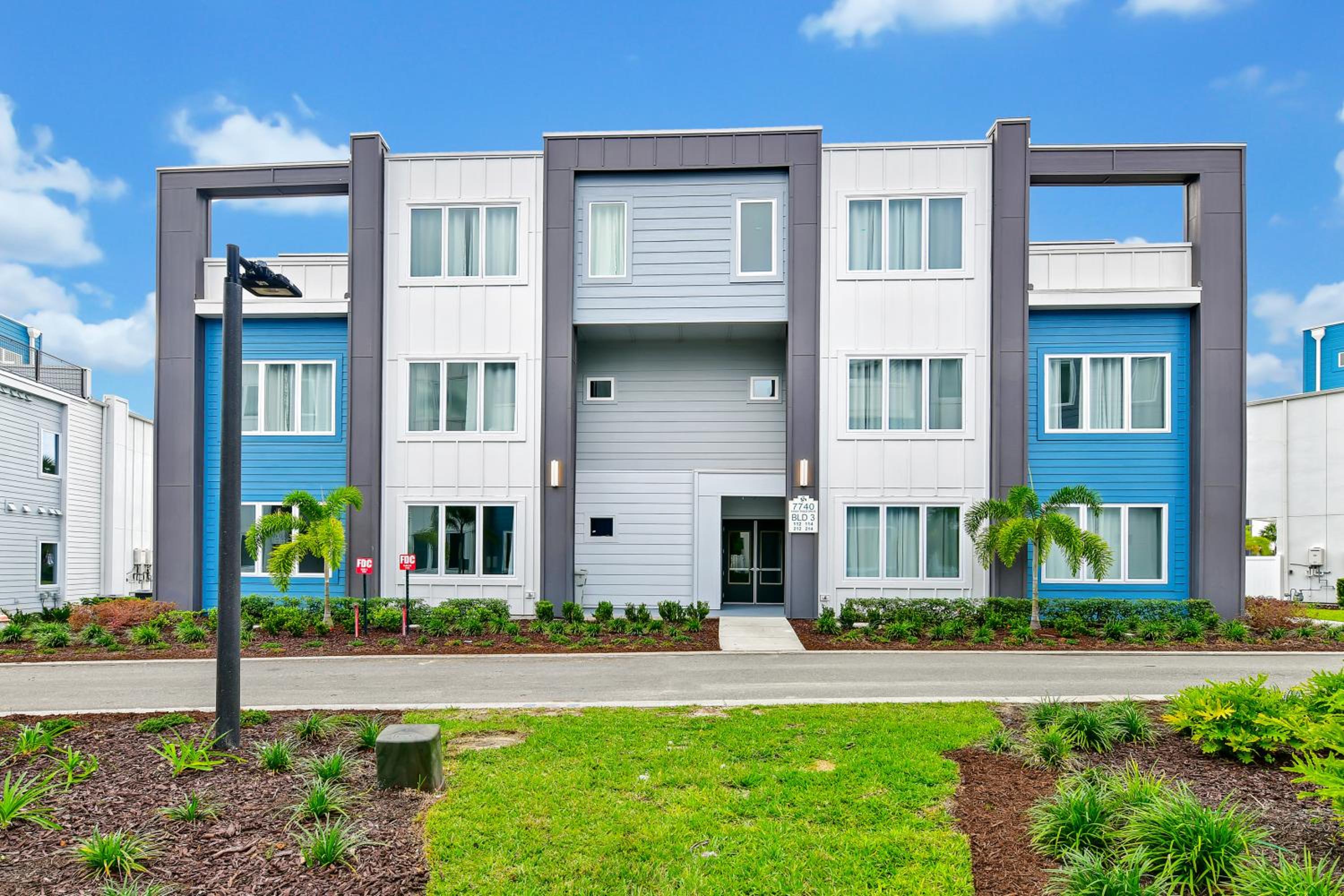 Cozy Condo near Disney w/ Hotel Amenities - 7740 - 3 - 114