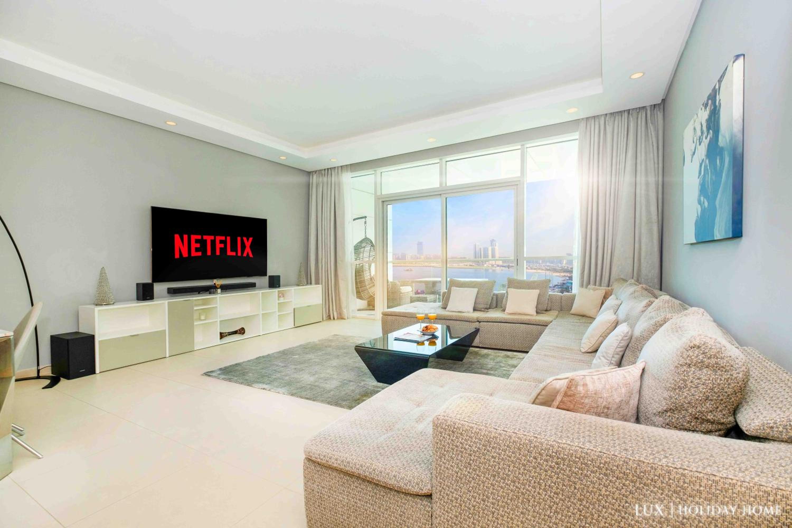 LUX - The JBR Dubai Eye Suite