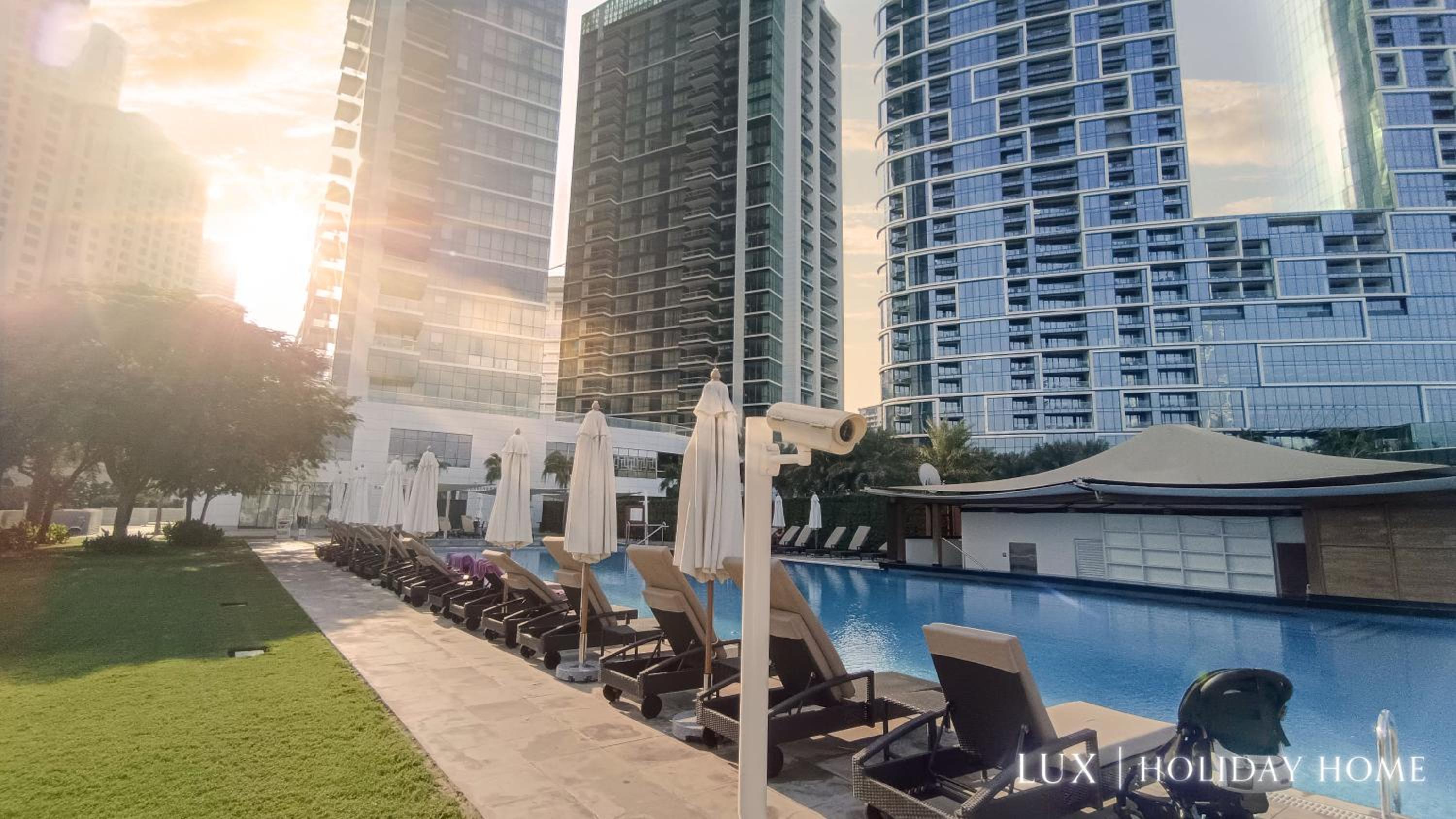 LUX - The JBR Dubai Eye Suite