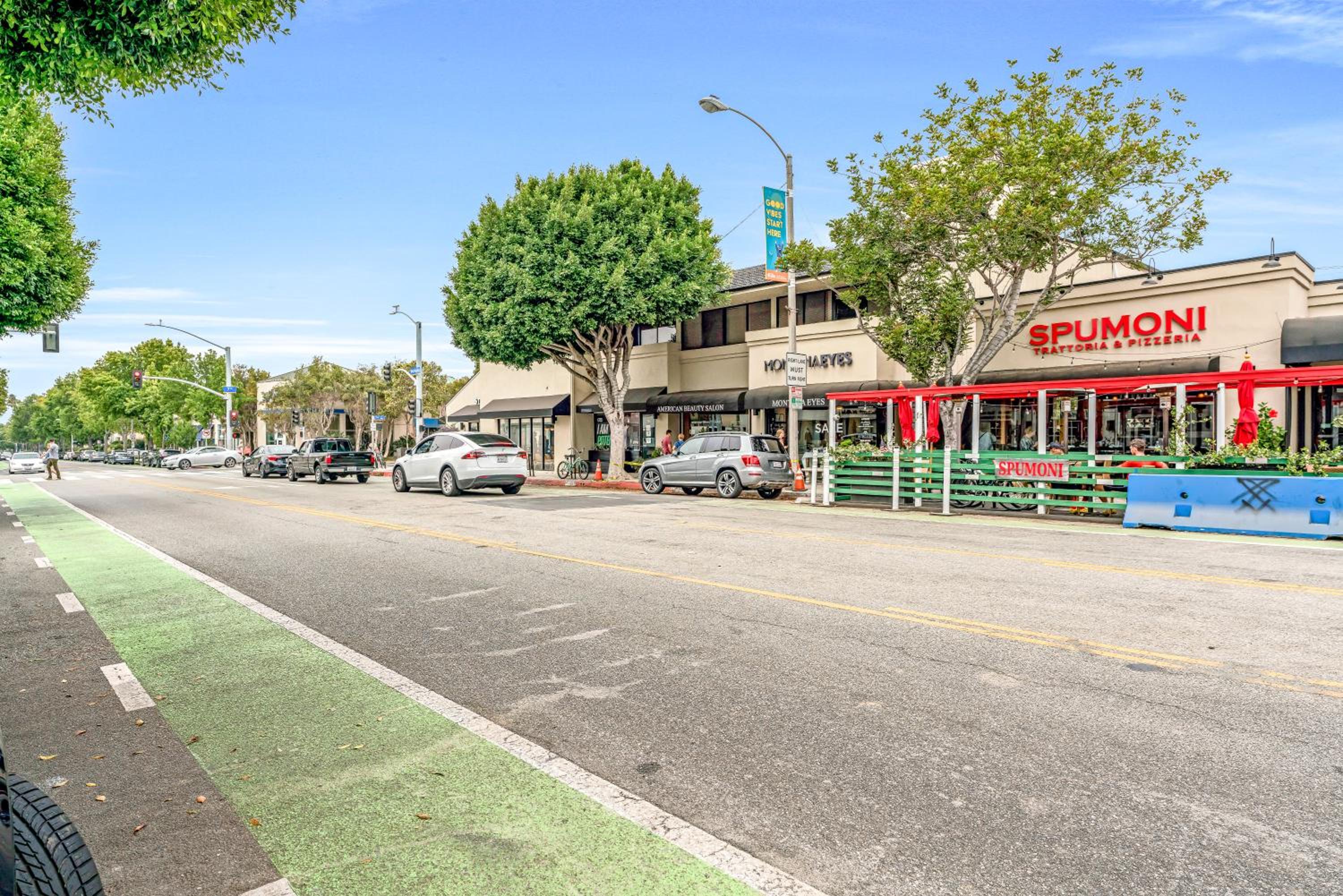Renovateed Two-Bedroom Apartment in Santa Monica