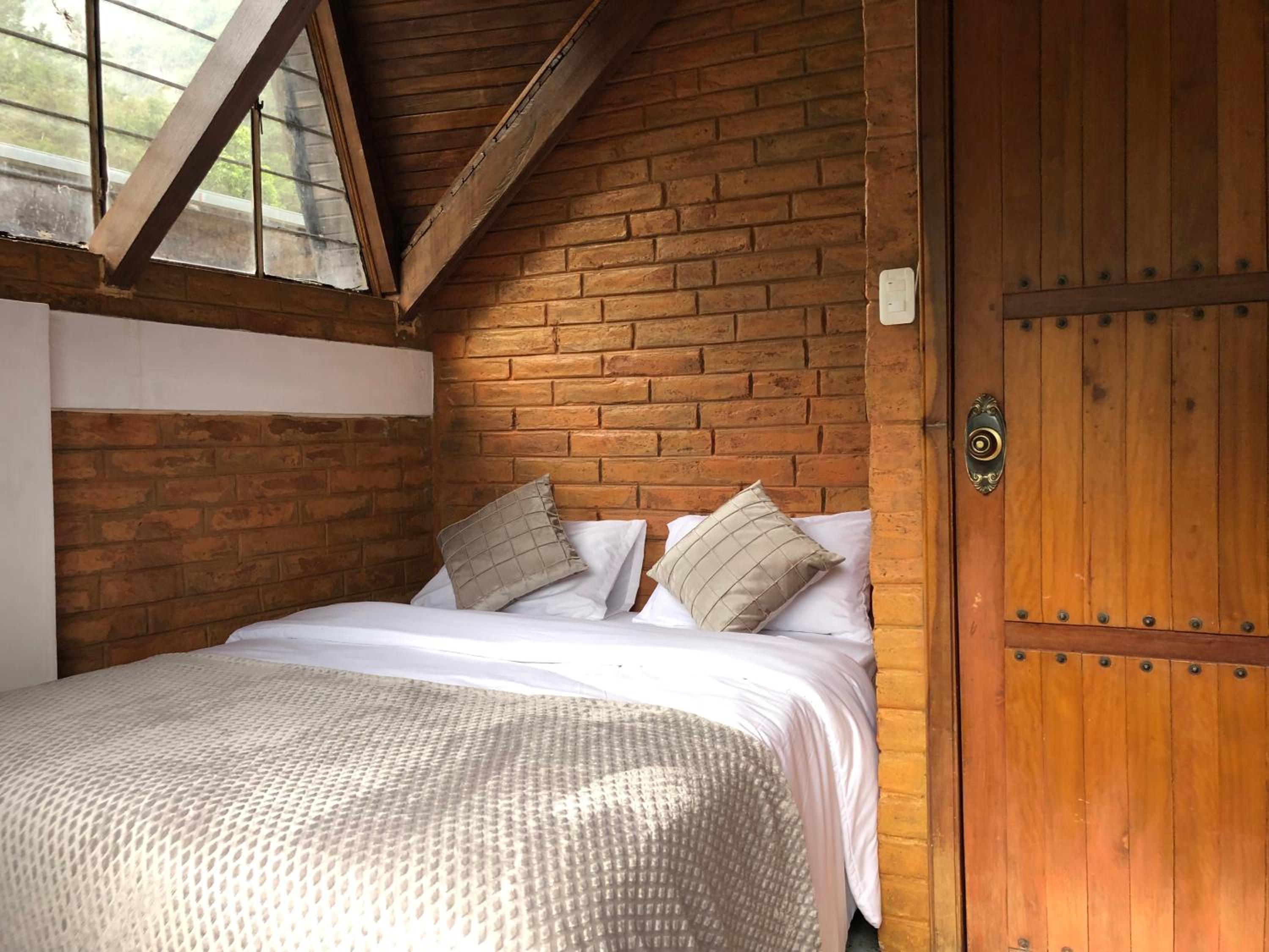Mountain Chalet - Tungurahua Hot Springs/Aguas Termales