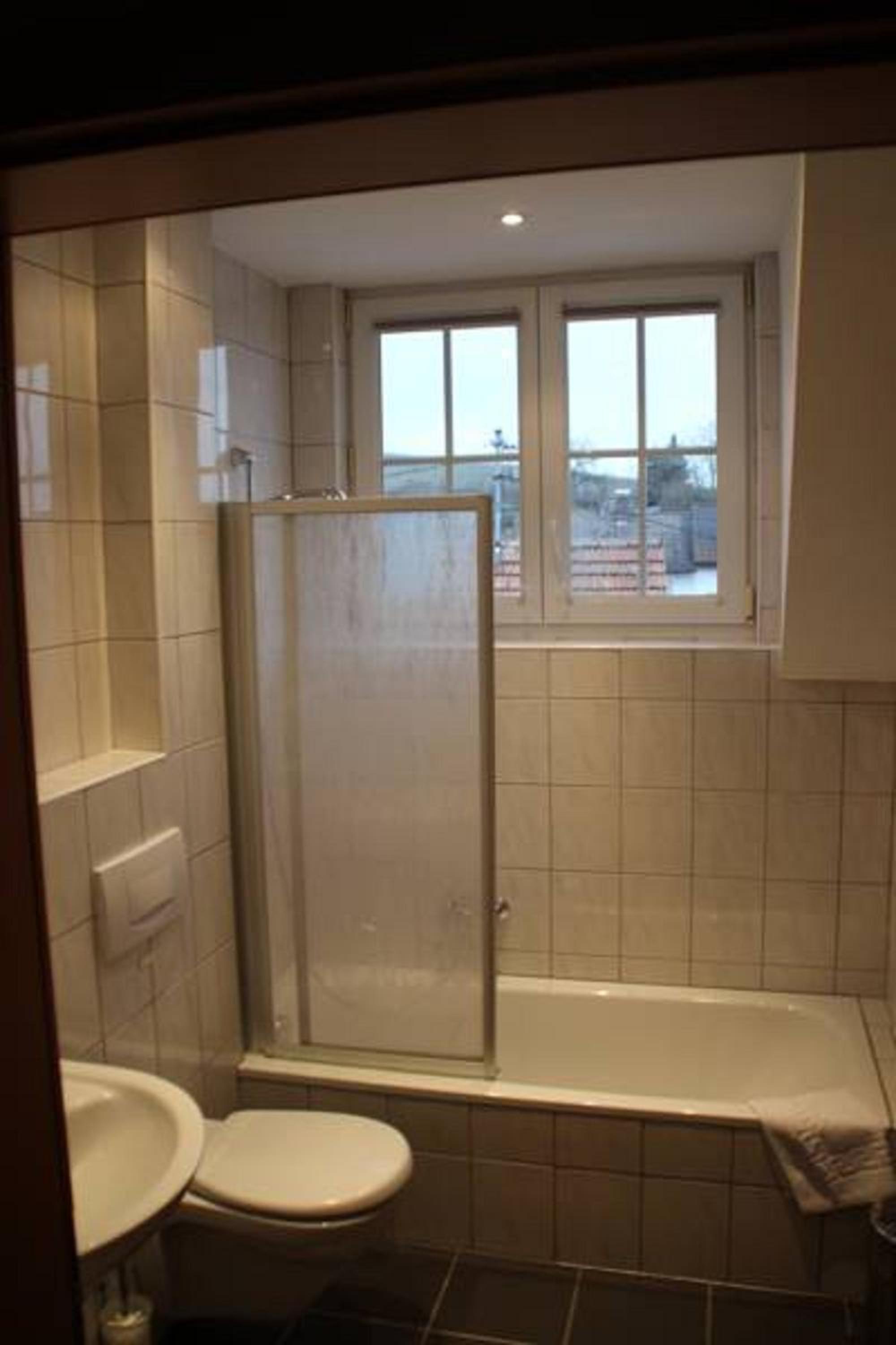 Photo 35