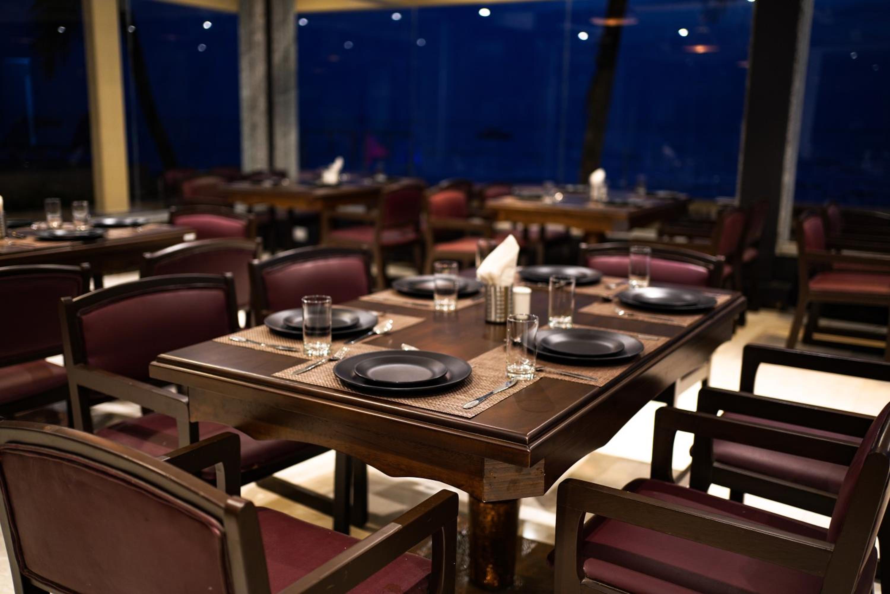 restaurant