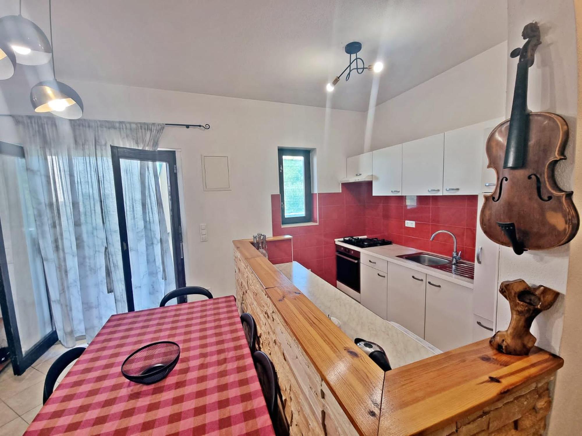 Apartman Irena with terase end private parking