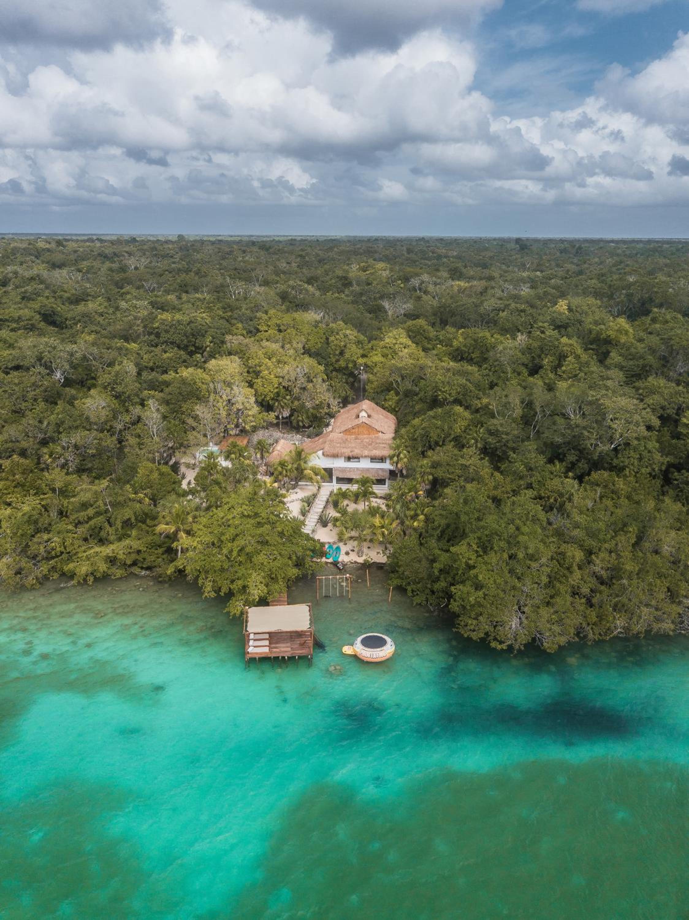 Casa Tita, amazing views with Private Pier, Bar & Jacuzzi