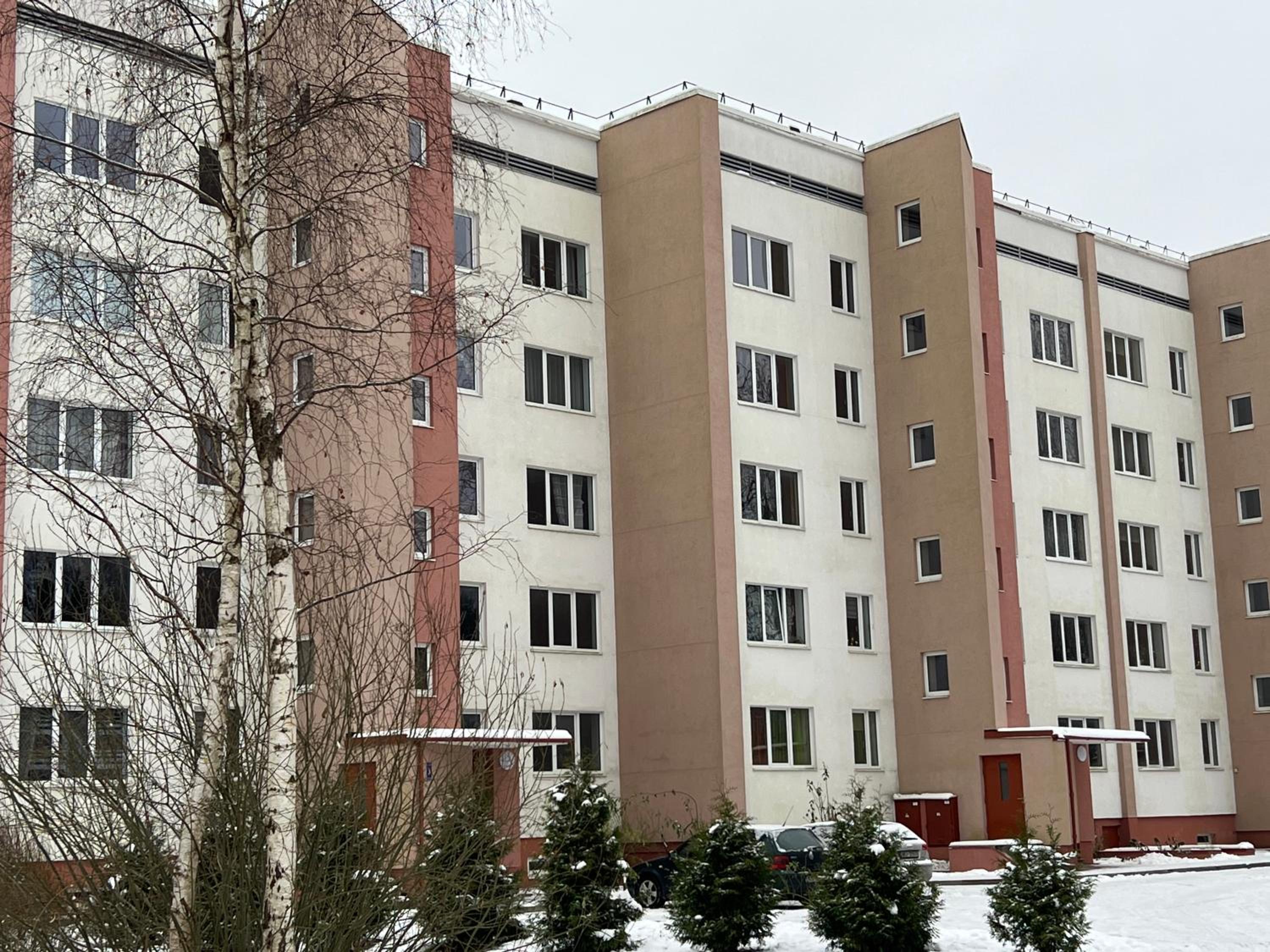 Roja Lux Apartment view 4