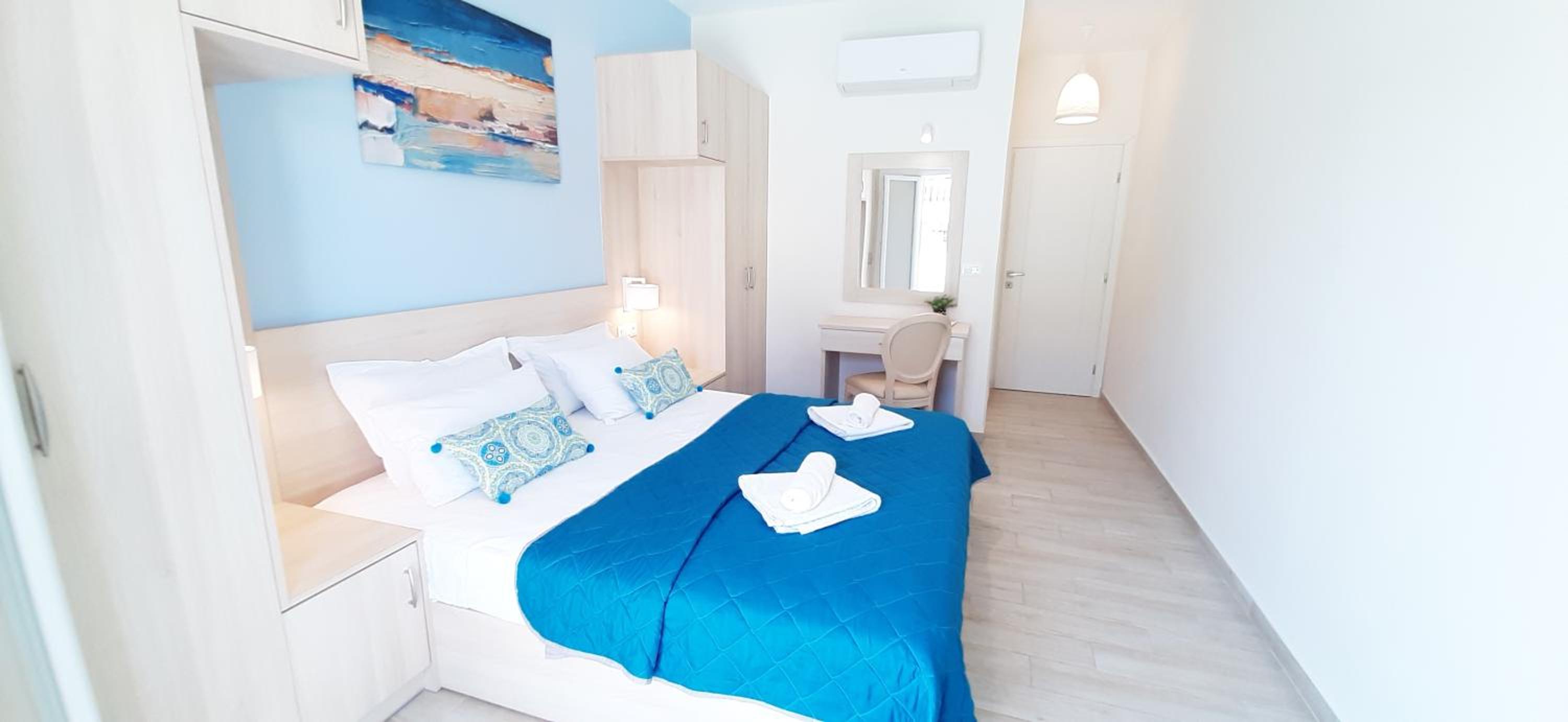 The Central Villas - Kassiopi Corfu Villas view 3