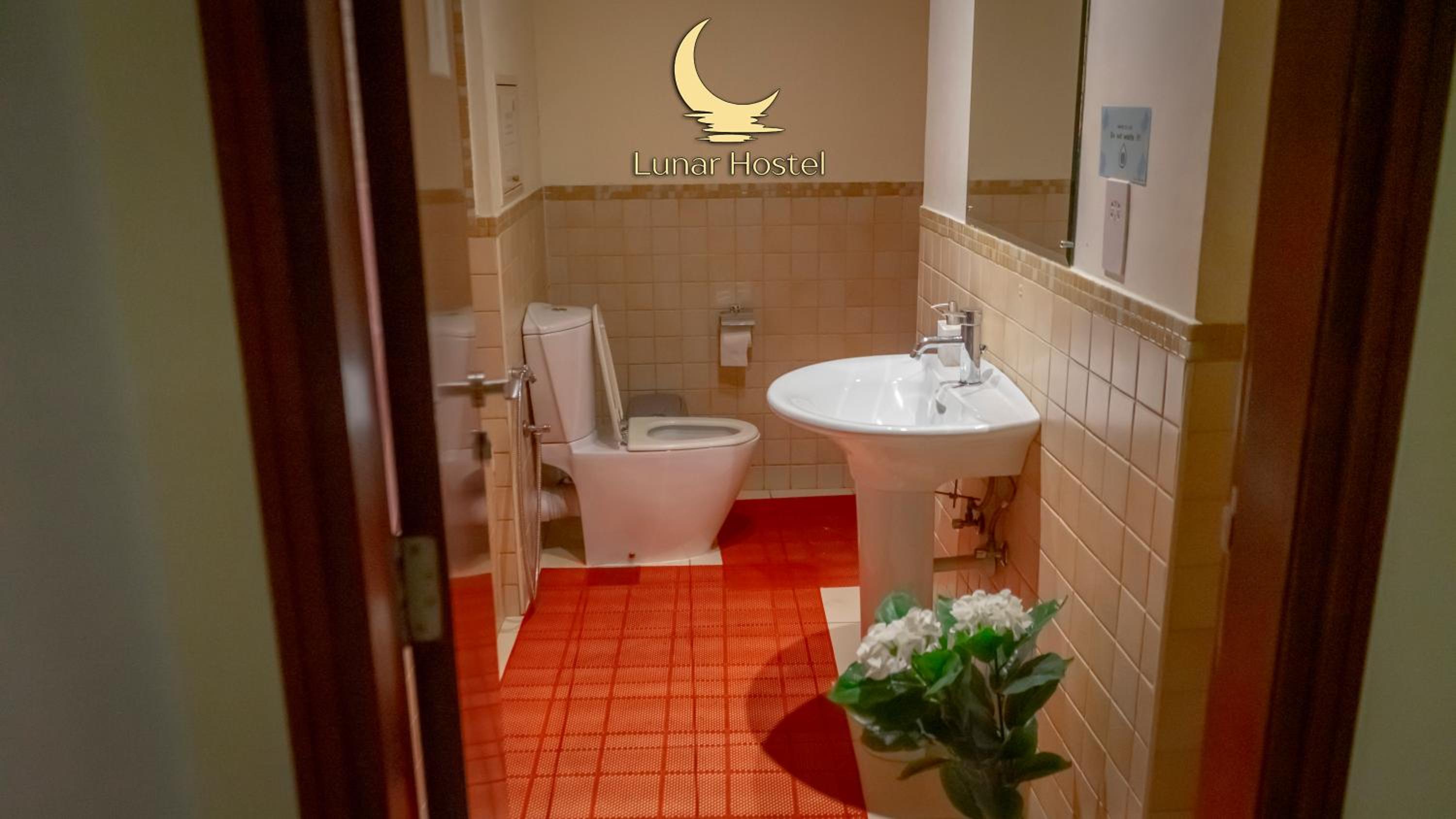 Dubai Vacations - Lunar Hostel - Property Image 6