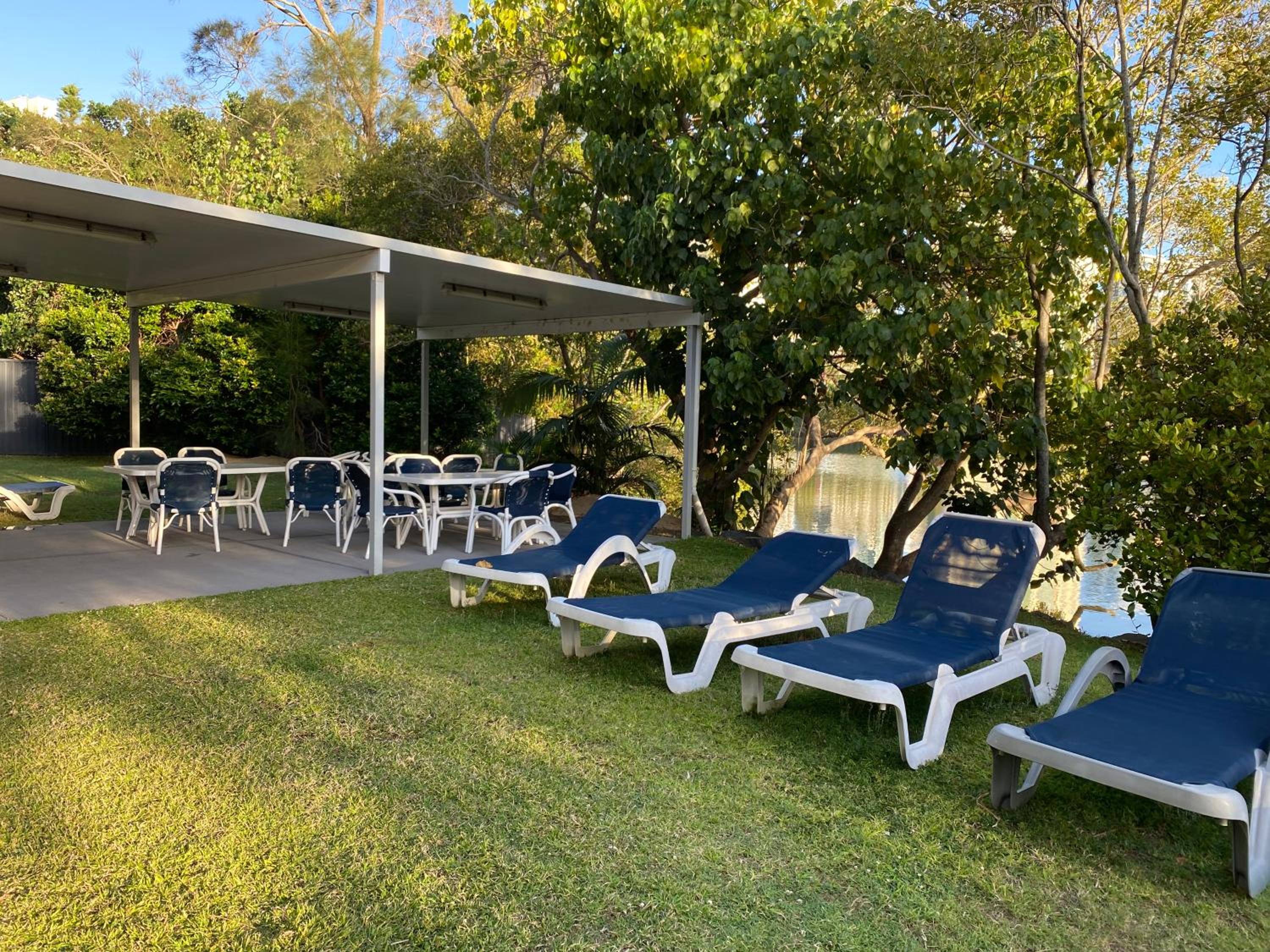 Surfers Plaza Romantic Getaway