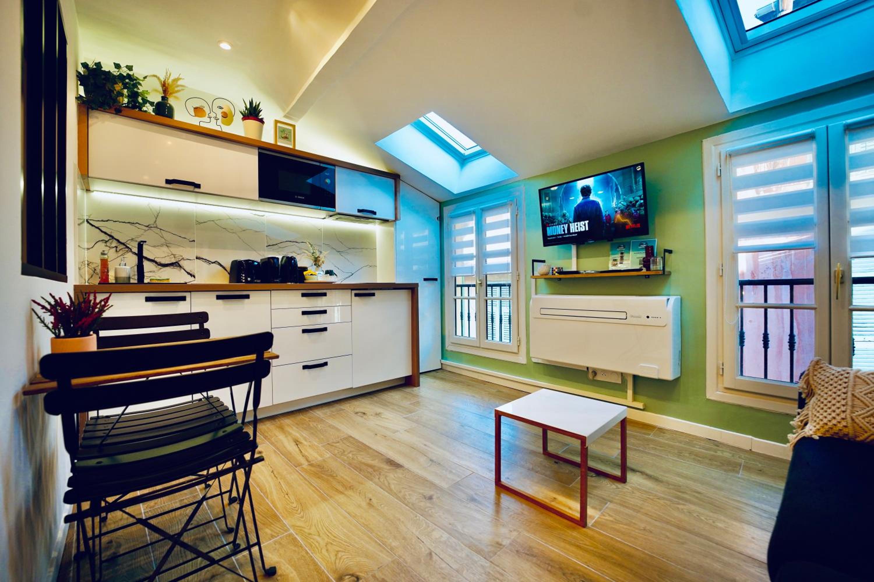 NEW ! Superbe Studio Vieux Nice - Climatisé
