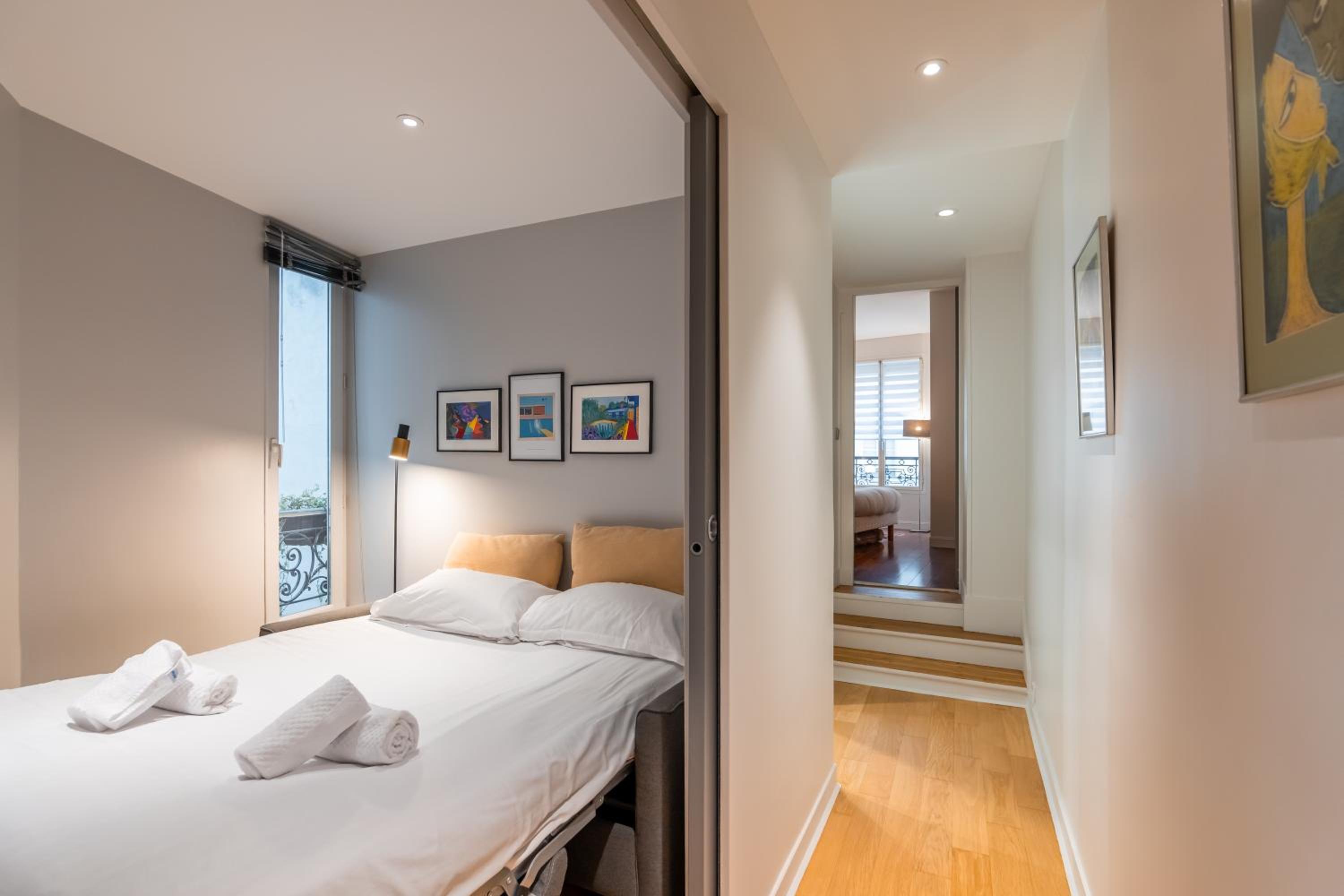 Veeve - Pompidou Hideaway