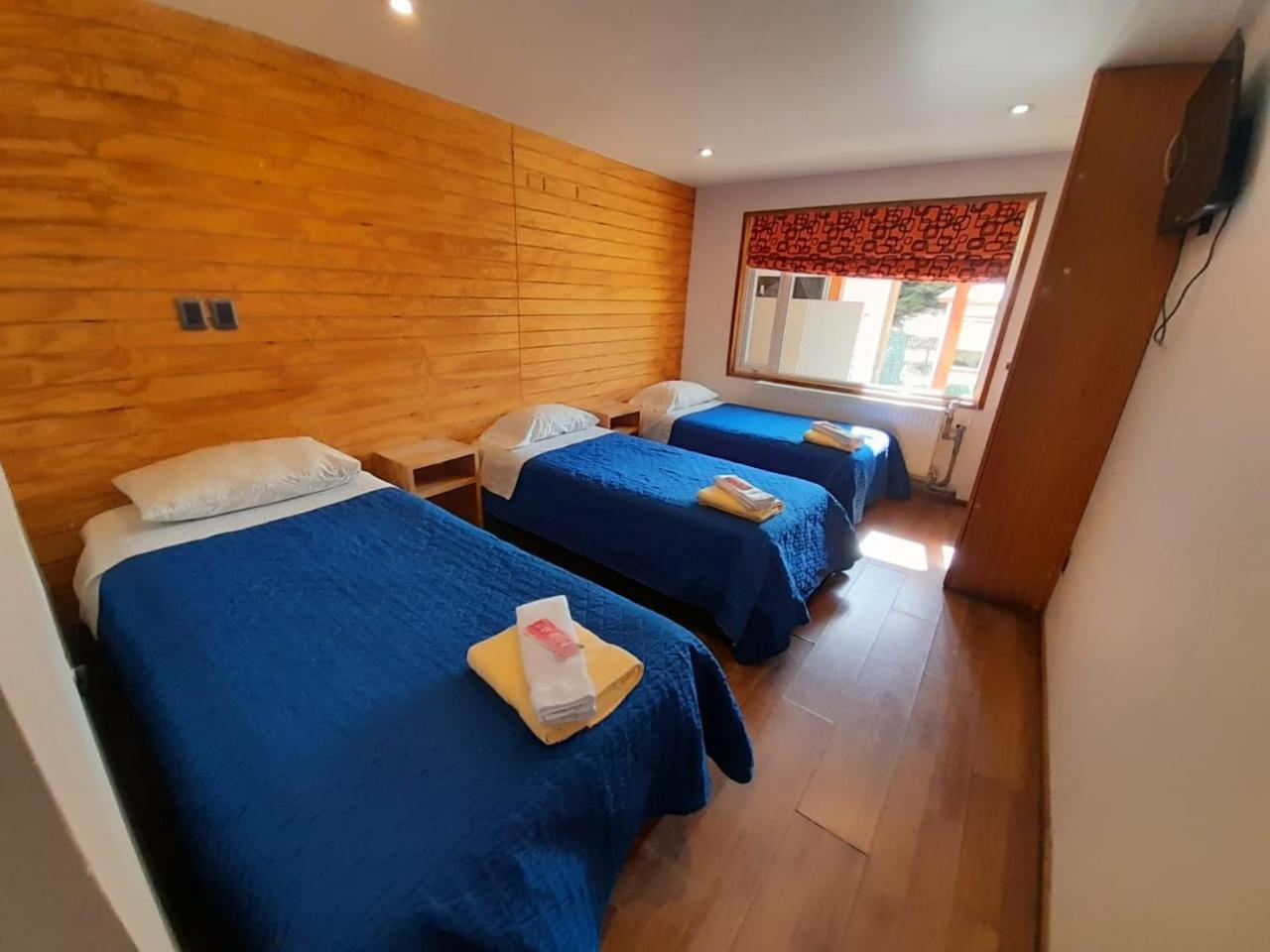 ALMER HOSTAL