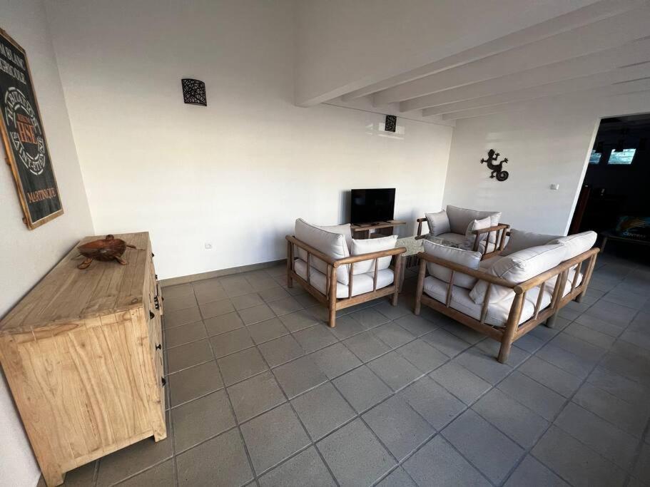 Villa Timoun - Standing - 3 ch view 2
