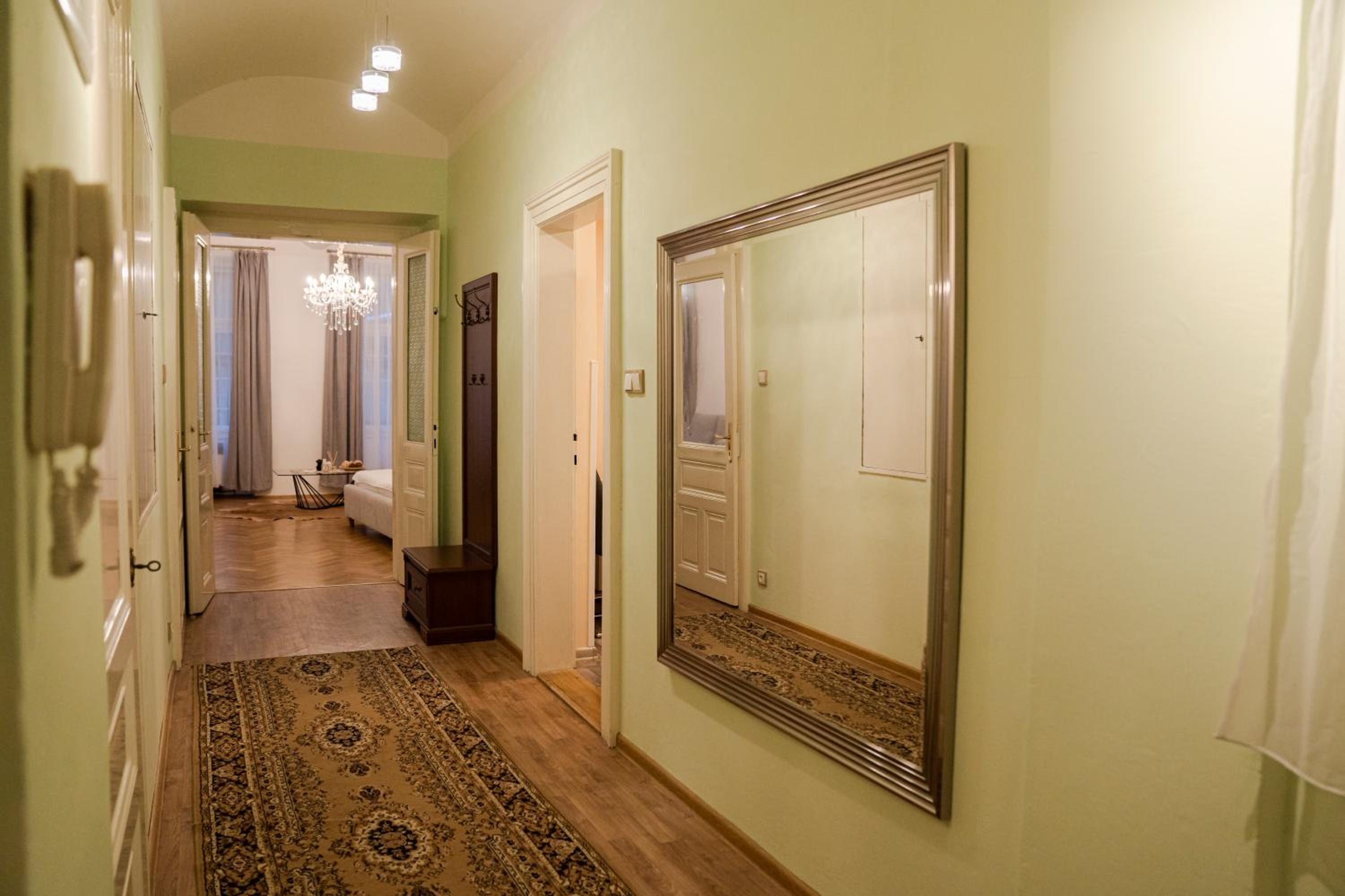 Helen Homestay Václavské náměstí