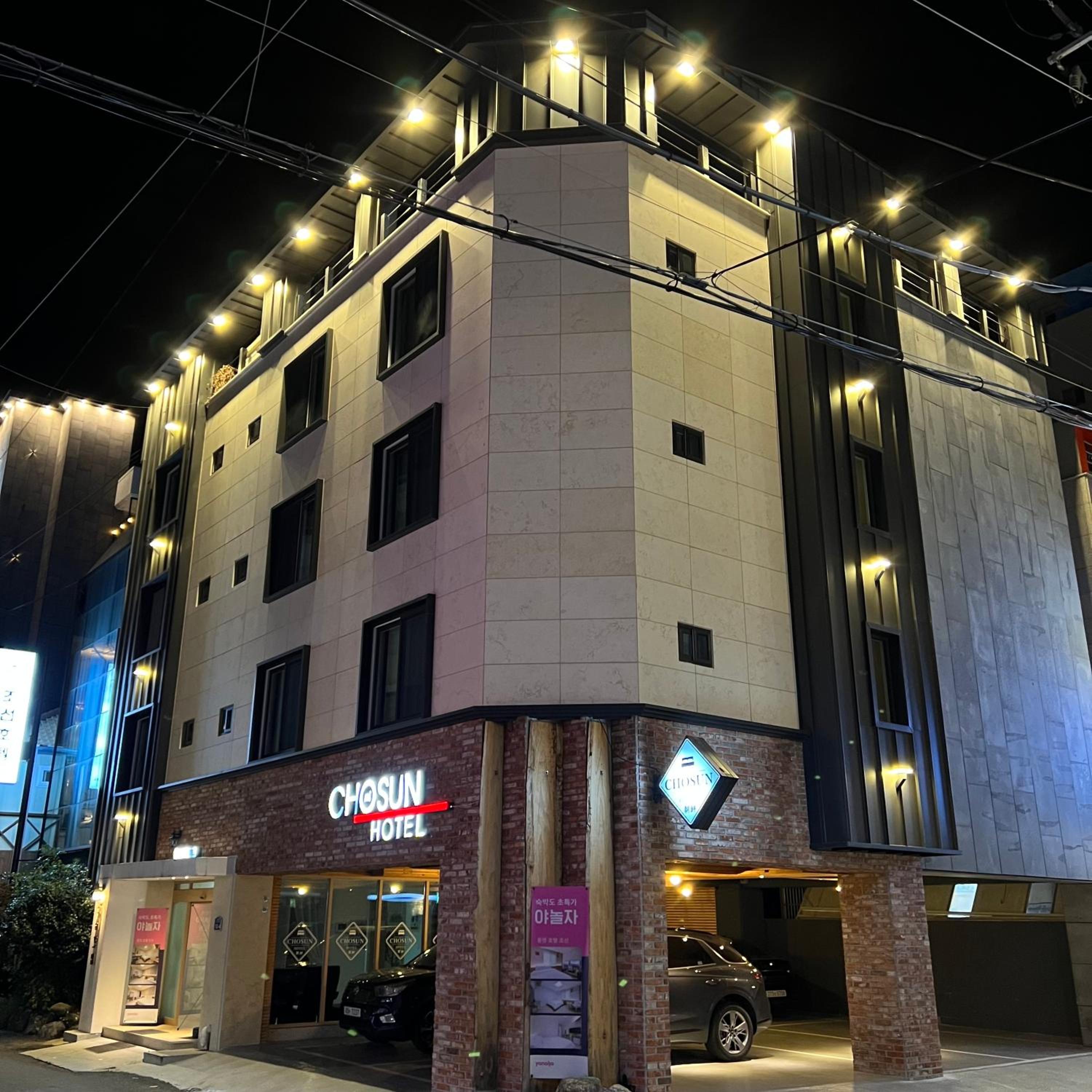 hotel building