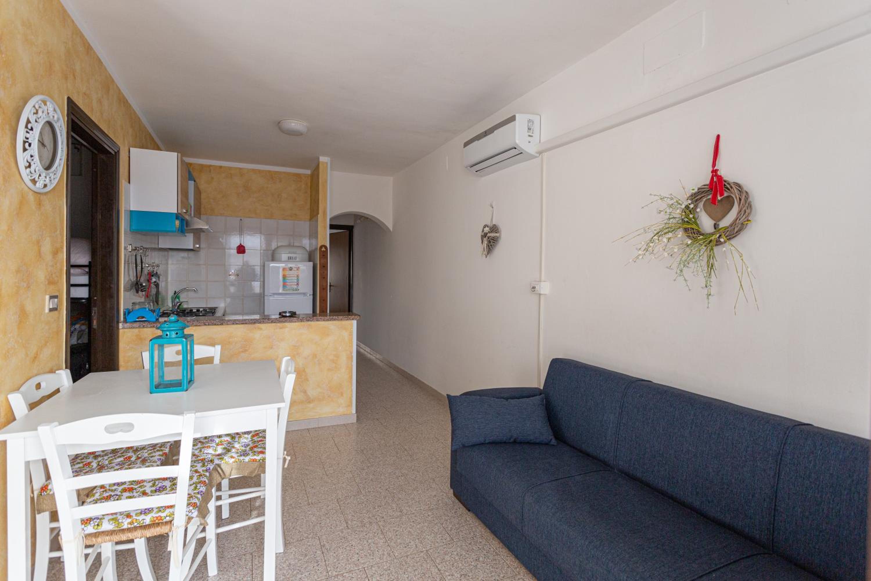 Appartamento a 150 m dal mare climatizzato con bellissimo patio esterno photo 2